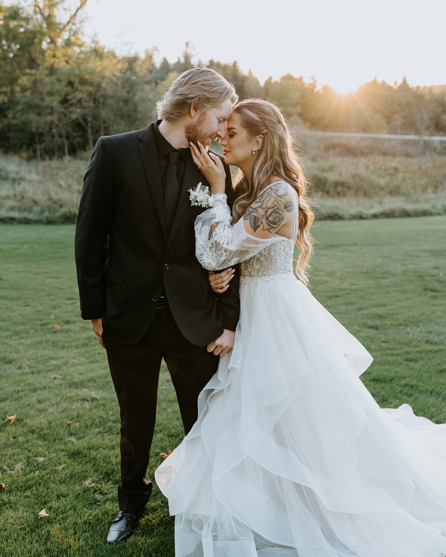 Sunny days and sunsets are my favourite thing… next to Logan and Mackenzie of course. I was so honored to be a part of their wedding having documented their love story for many years. As my editing is done for the year, I am forever grateful to each and everyone one of you who trusts me to capture your moments, celebrations, milestones and families. Thank you, thank you, thank you 🫶🏼