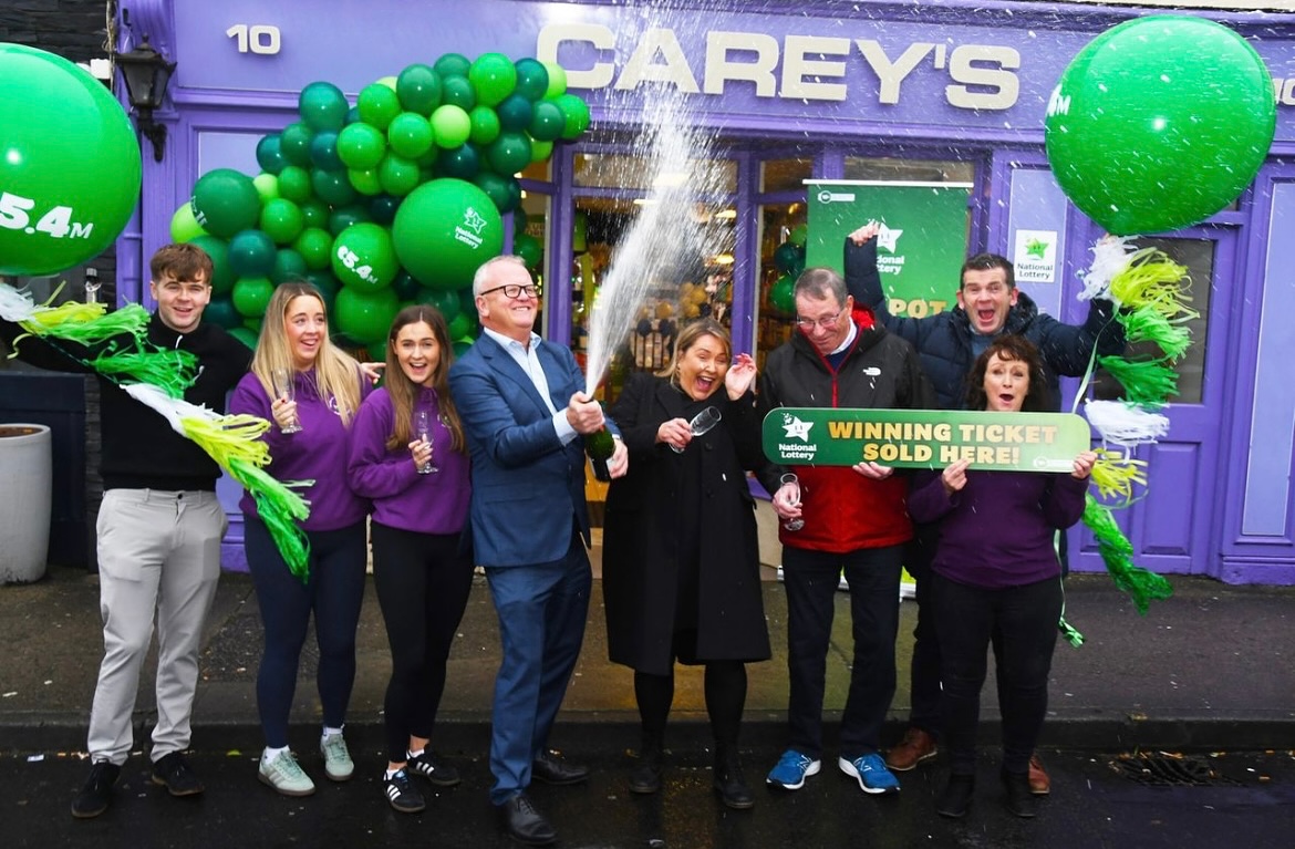 @bespokeballoons.ie …lucky for some!