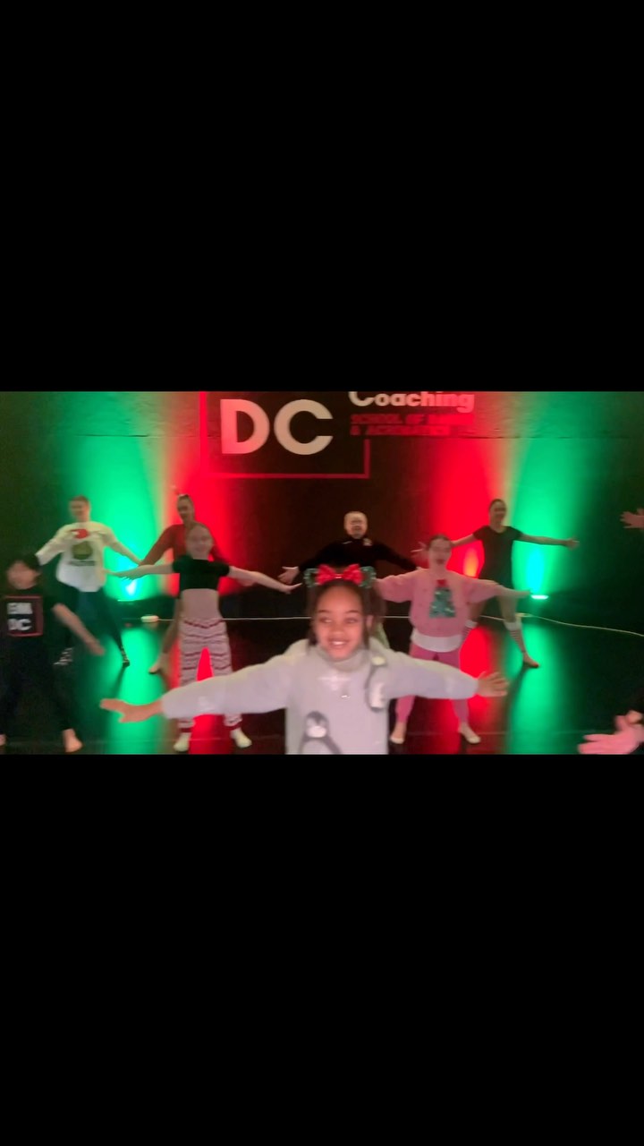 Merry Christmas to all our EMDC family 🎄🌟
Thank you to all our dancers, dance mums, dance dads, auntie’s, uncle’s, grandparents, siblings and friends for your continued support this year ❤️
We wish you all a wonderful Christmas break ✨
#miltonkeynes #miltonkeynesbusiness #miltonkeynesmums #miltonkeyneskids #dance