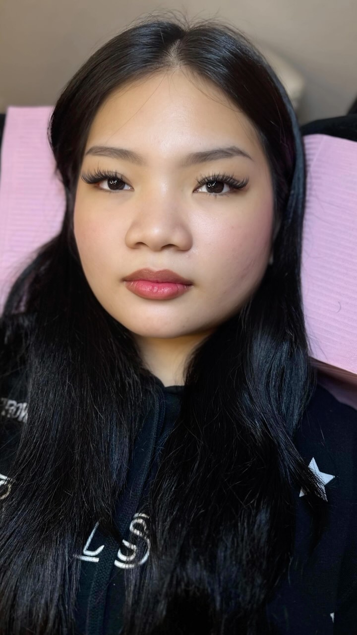 ¡Oh La Lash! Magnifique regard 👀 avec le set whispy. Je suis❤️🔥😮💨😮💨🥰💜