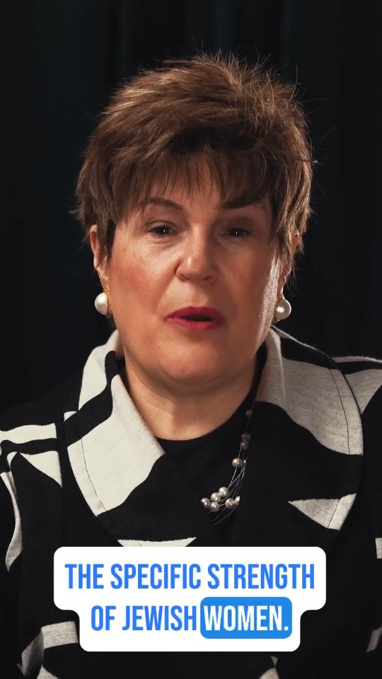 Is Judaism feminist?
Jewish Women Have the Power - a lesson for us all from the Heroines of Chanuka, Yehudit and Chana.
#jewishwomen #jewish #chanukah #hannukah #women