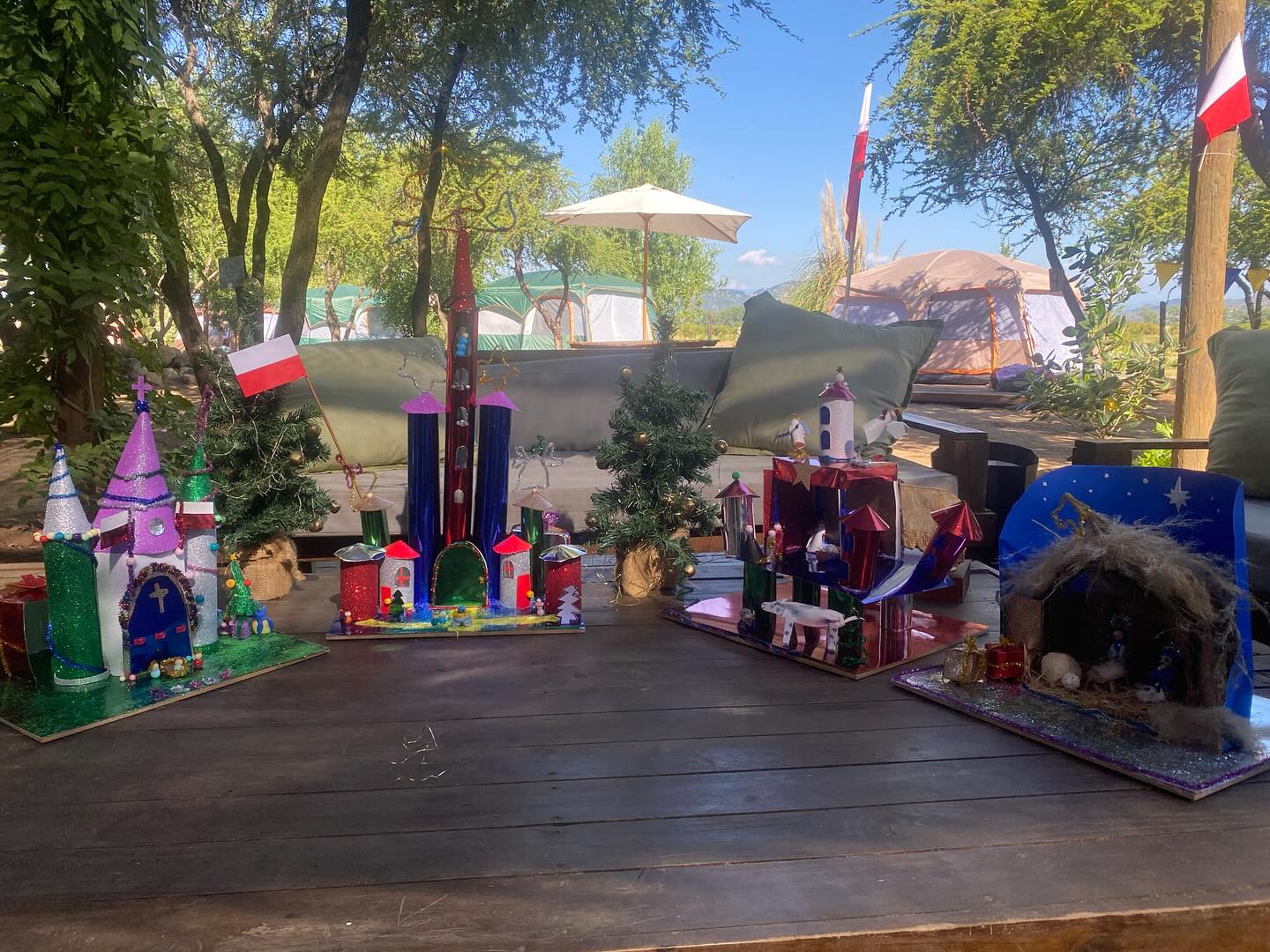 Happy Holidays, everyone!
We’ve just had the most amazing time at our Polish camp, where we celebrated the rich culture and traditions of Poland with Polish children and teachers living here in Chile.
In these photos, you’ll see the beautiful shopka krakovia—a traditional Polish nativity scene that showcases team work, creativity and intricate details. Each piece tells the nativity story and reflects the vibrant heritage of Poland. It was truly special to share this experience with our Polish friends, and we feel grateful to have been part of such a rich cultural experience.
Wishing you all love, joy and happiness this holiday season!
❤️🇵🇱 #PolishHeritage #ShopkaKrakovia #HappyHolidays