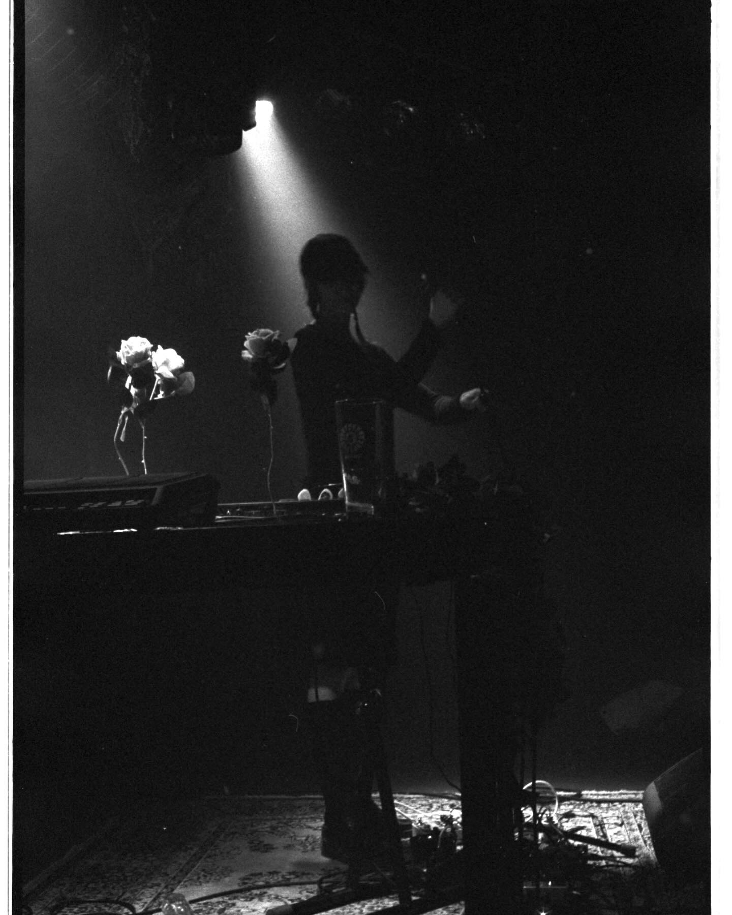 2024 recap. It was a tough but beautiful year.
here are some of my highlights and snapshots from the last 12 months 😇
- going on tour in portugal with halison, tomás and joão from @maquiiinaria
- playing @wgt_leipzig
- getting my bachelors degree
- going to new york for the first time
- got my first and only wisdom tooth removed
- playing with and meeting @cursesforever and @_patriarchy_
- seeing diiv and fontaines dc live
- going to grauzone festival with my friends
- moving away from london (lol)
- making lots of cute new friends and deepening existing friendships 🤍
-etc.etc.