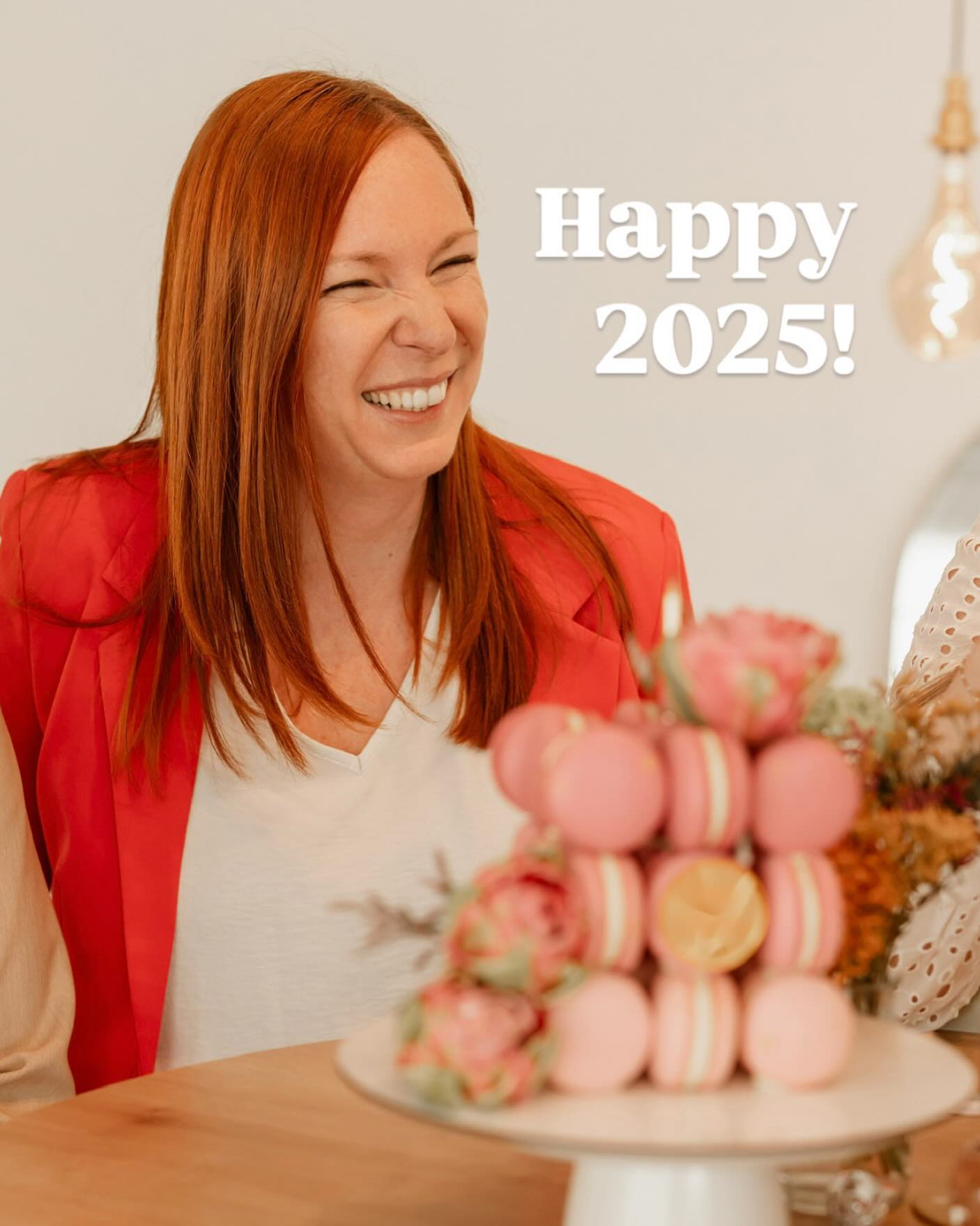 ✨Wishing you a happy, healthy and sweet new year! Maak van 2025 jouw jaar!✨
#happynewyear #2025 #macaroncube #macaronkubus #macarons #macaronlove #macaronlady #zozoet #zozoetmacarons #oostende
