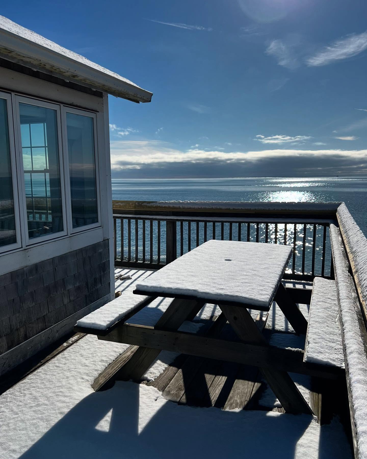 Looks like we will be having a white Christmas here in Matunuck ❄️
.
.
.
#matunuck #beach #rhodeisland #ocean #southcountyri #happyholidays