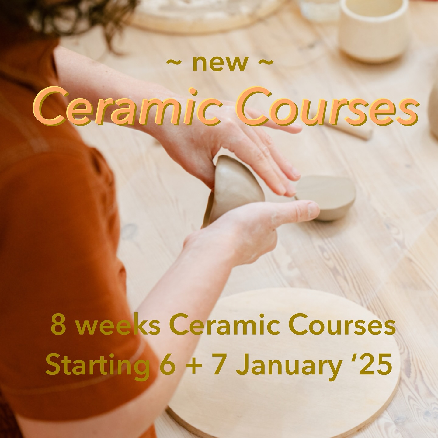 🥂 New ceramic courses in the new year! 💫
With the new year approaching I will start with a next round of 8 weeks ceramic courses.
The Monday evening course is already full, but there are still some spots available for the Tuesday evening course.
This Tuesday evening course is for beginners in ceramics and those who love handbuilding with clay. In this course I will teach you how to work with handbuilding techniques and we will practice with throwing on the wheel.
With handbuilding techniques you can make all kinds of things, simple pieces like cups and bowls, but also more bigger pieces like a serving plate or a tall vase. On the wheel we will practice making a perfect cup. During the classes we will split up the group and one half will throw on the wheel while the other half is handbuilding.
Dates classes; 7/1, 14/1, 21/1, 28/1, 4/2, 11/2, 18/2,
last glazing class 25/2 from 19.00 till 21.30 o’clock.
Send me a message if you would like to know more about prices!
Isn’t this a fantastic Christmas gift to yourself? 😉
Have a good Christmas! 🎄
Love,
Kim
#ceramiclove #potterylife #handmadewithlove #slowmade #selfmade #ceramicstudio #wheelthrown #mugsmugsmugs #ceramicmug #handbuildingwithclay #handbuiltceramics #ceramicbowl #wheelthrownmugs