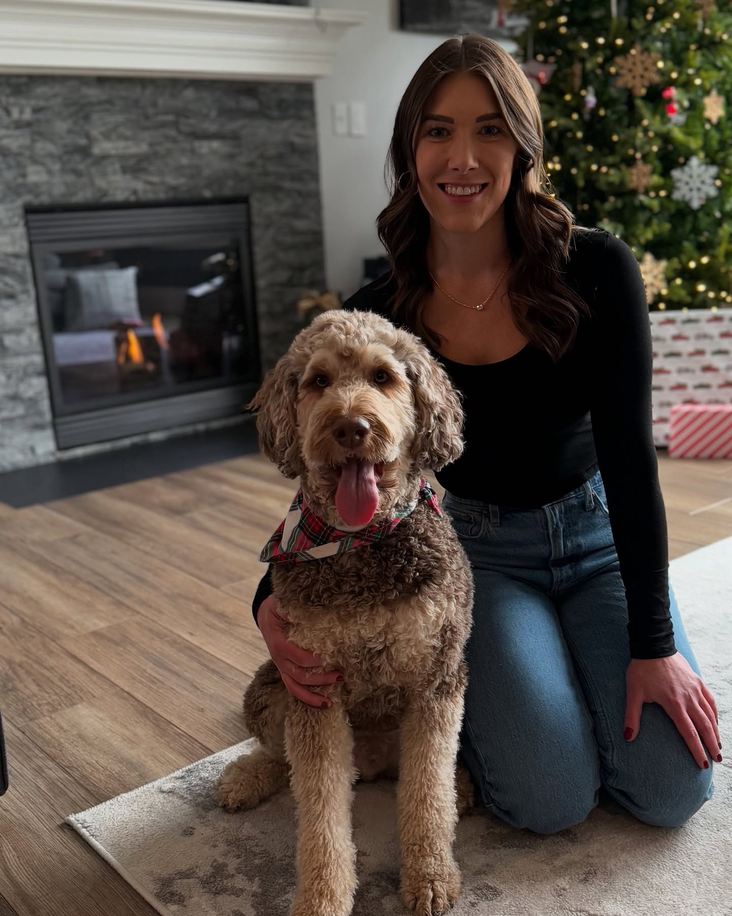 🎄 Merry Christmas from BodyWork Chiropractic & Wellness! 🎄
We hope your holiday season is filled with love, laughter, and all the things that bring you joy. Thank you for letting us be part of your wellness journey this year—it means so much to us!
Here’s to a happy, healthy, and wonderful New Year!
With warm wishes,
Dr. Mariah Southard