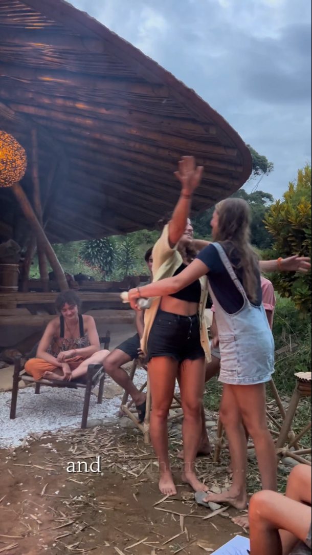 If you're looking for a space of reconnection, visioning, and reimagining your own significant action in the world, this is for you!
.
The next Bamboo Lab workshop will be from 12 to 27 July 2025 in the San Blas Valley, Colombia.
.
Link in bio :)
.
#bambooarchitecture #ecobuilding #bambooworkshop #designwithnature #bamboolab #bambooincolombia #architects #holiday #colombia #adventure #adventureholiday