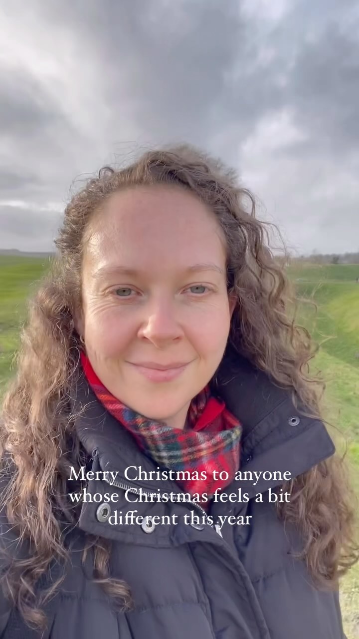 If Christmas doesn’t quite feel the same… 🤍🎄
This beautiful poem by @whitneyhansonpoetry says everything I want to say about Christmas, this year and every year.
This time of year can be so hard for many (me included) for so many different reasons.
Your grief is so welcome here, but please also take comfort in this reminder of the duality of grief. That whilst we may feel deep sorrow at these times in particular, joy can also be present too… and that’s also ok!
Finding my way through feeling both this Christmas. Letting go of expectations and allowing what needs to be, be. Leaning into glimmers of joy and happiness, whilst allowing tears to flow if they need to too.
If you find this time of year difficult too, I see you. I’m with you. I hope you can find some comfort in these words too.
Sending love and peace from my heart to yours 🤍🕯️