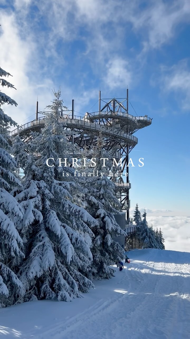 🎄❄️ Merry Christmas ❄️🎄
Wishing you a holiday season filled with joy, adventure, and magical snowy landscapes! 🏔️✨
#CzechHikes #DolniMorava #MerryChristmas #WinterMagic #ExploreCzechia #outdoorforeveryone #prague #czechrepublic