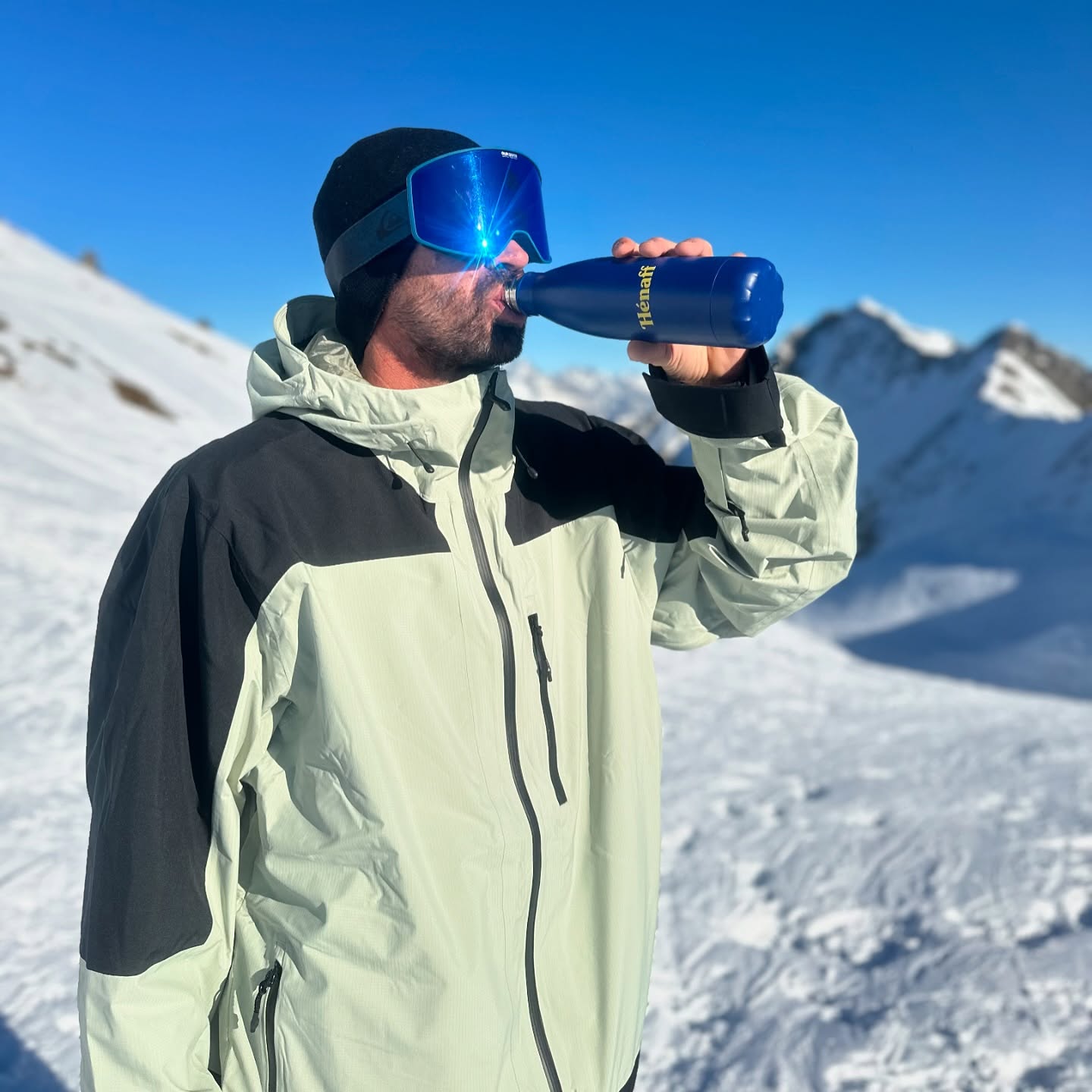 Pretty the end of the year but not the end of powder.. A day out with @xaviercalderonxp 🏂 and @gippialbretti 🏂🚕
#snowboarding #snowboard #snow #board #wintersession
@henaff_off @fjordalp @quiksilver.snow @vimanasnow