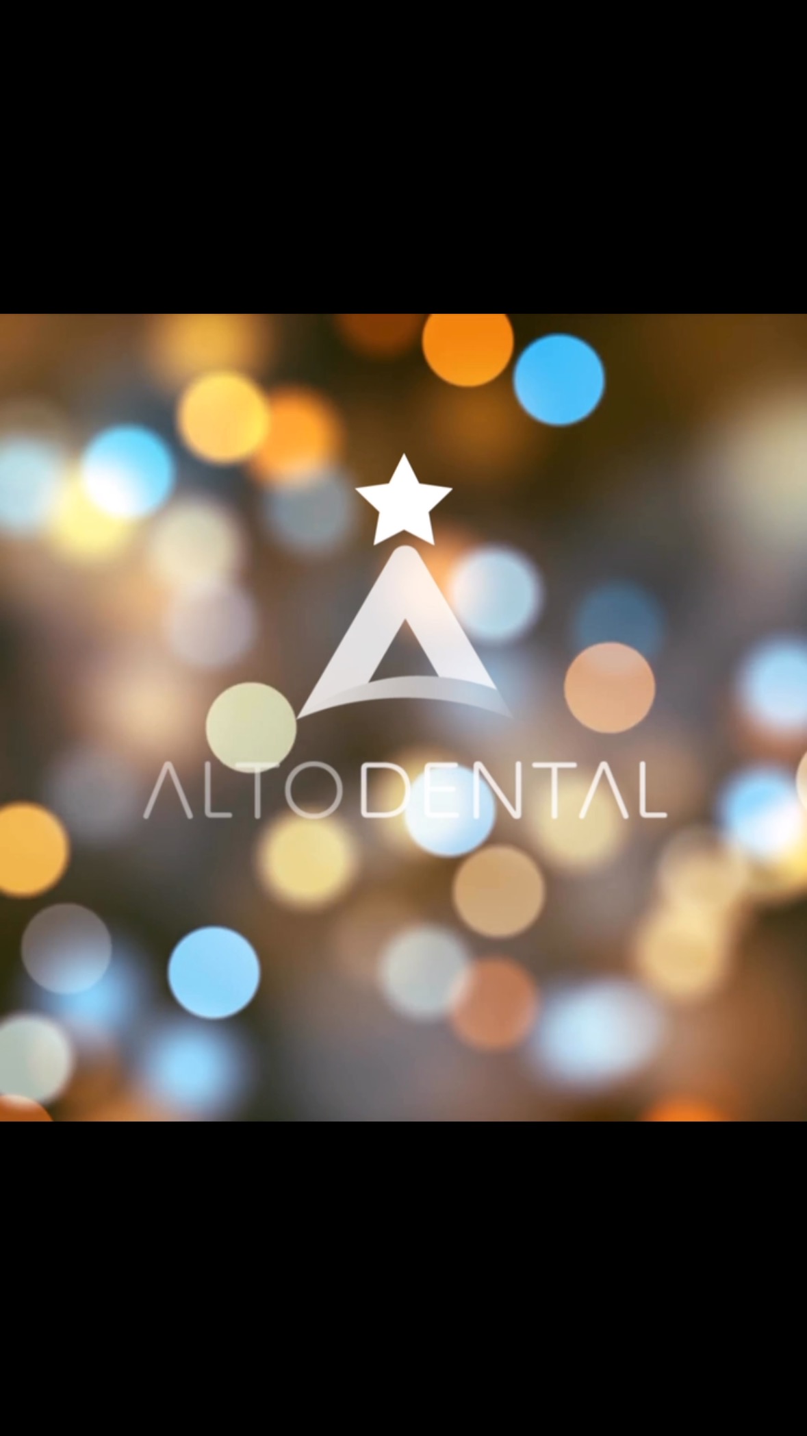 El mejor regalo en esta NAVIDAD es …….tu linda sonrisa 😊💫✨!!!
Los mejores deseos para Nuestra Hermosa Familia Alto Dental 🤗🎄
#sonrisas #navidad#odontologia #niñosfelices #feliznavidad