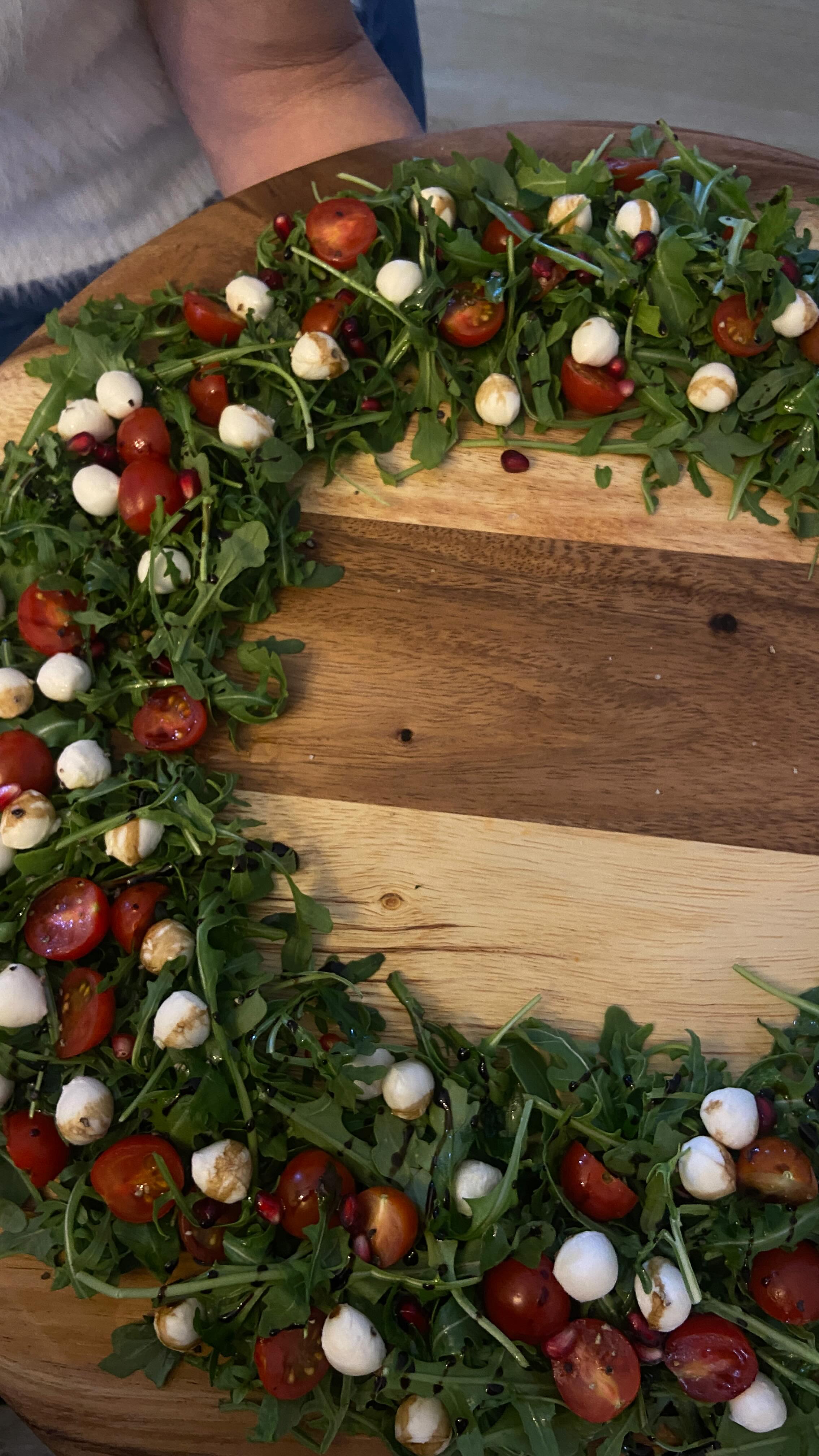 Buon Natale! 🎄✨ Hope everyone had a very Merry Christmas! Caffe Alanno family celebrated Italian style with the fest of the seven fishes on Christmas Eve (of course!) AND homemade sauce, meatballs, braciole, and raviolis for Christmas Day!
#merrychristmas #feastofthesevenfishes #italianfood #italianchristmas #buonnatale