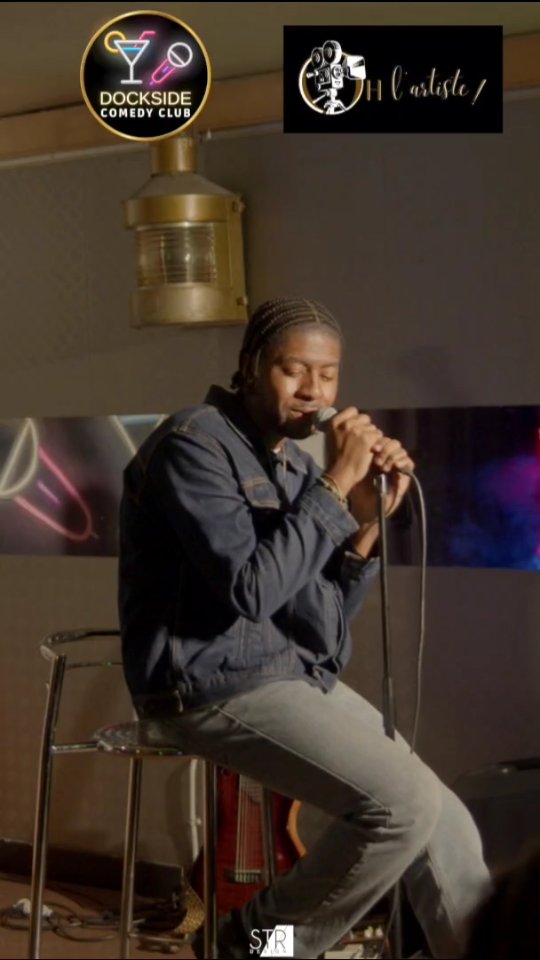 Retour sur notre 3eme édition Dockside Comedy Club X Oh l'artiste! 7 décembre 2024 🔥 les talents emergents de la scène musicale et humoristique !
Extrait passage de @markogogetit
Captation vidéo
@dockside_comedy_club @str__design
Passage complet sur notre chaîne YouTube @ohlartiste
#humour #humoriste #standup #standupcomedy #docksidecomedyclub #ohlartiste #comedyclub #chant #chanteur #concert #concertlive #live #spectacle #musique