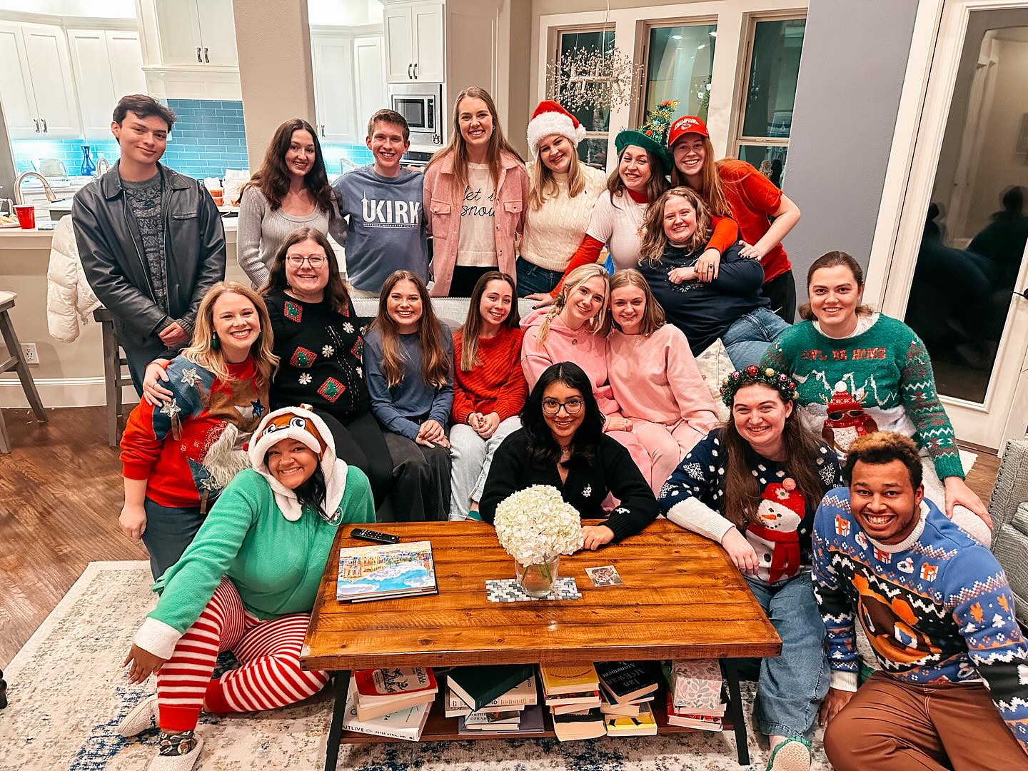 ✨Merry Christmas from UKirk SMU ✨
In this holy season of joy and renewal, we celebrate the presence of God with us. May this time of rest and reflection bring you peace, and may the light of Christ fill your heart with hope and love.
As 2024 draws to a close, we are thankful for the incredible support we’ve received in our Advent campaign. You can make a gift today at www.ukirksmu.org/donate