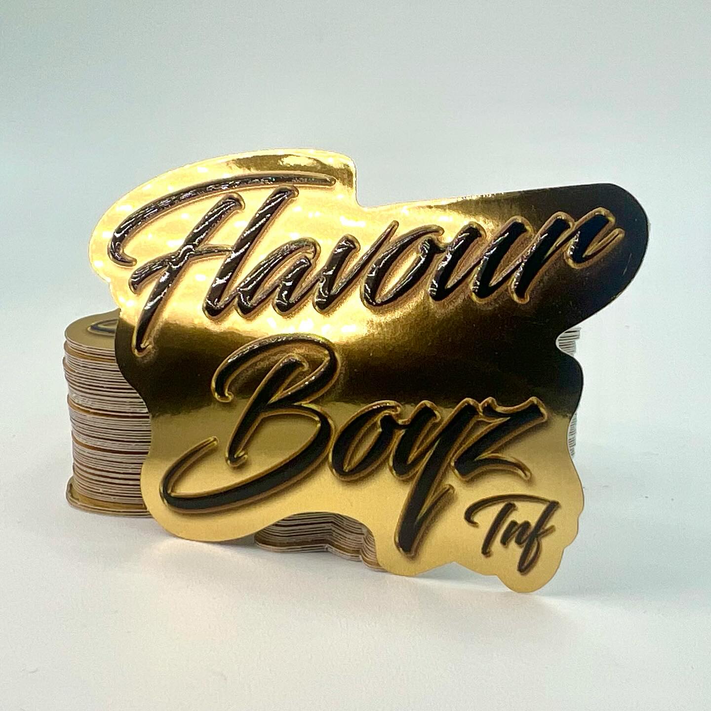 โDie cutโ stickers on gold paper with embossed details ๐ซ Add a touch of luxury to your project!!!
๐WWW.TRAPHOUSESTICKERS.COM๐
#stickers #pegatinas #pegatinaspersonalizadas #adesivi #goldsticker #customstickers #graphicdesign #custompackaging #directprint #logodesigns #traphousestickers