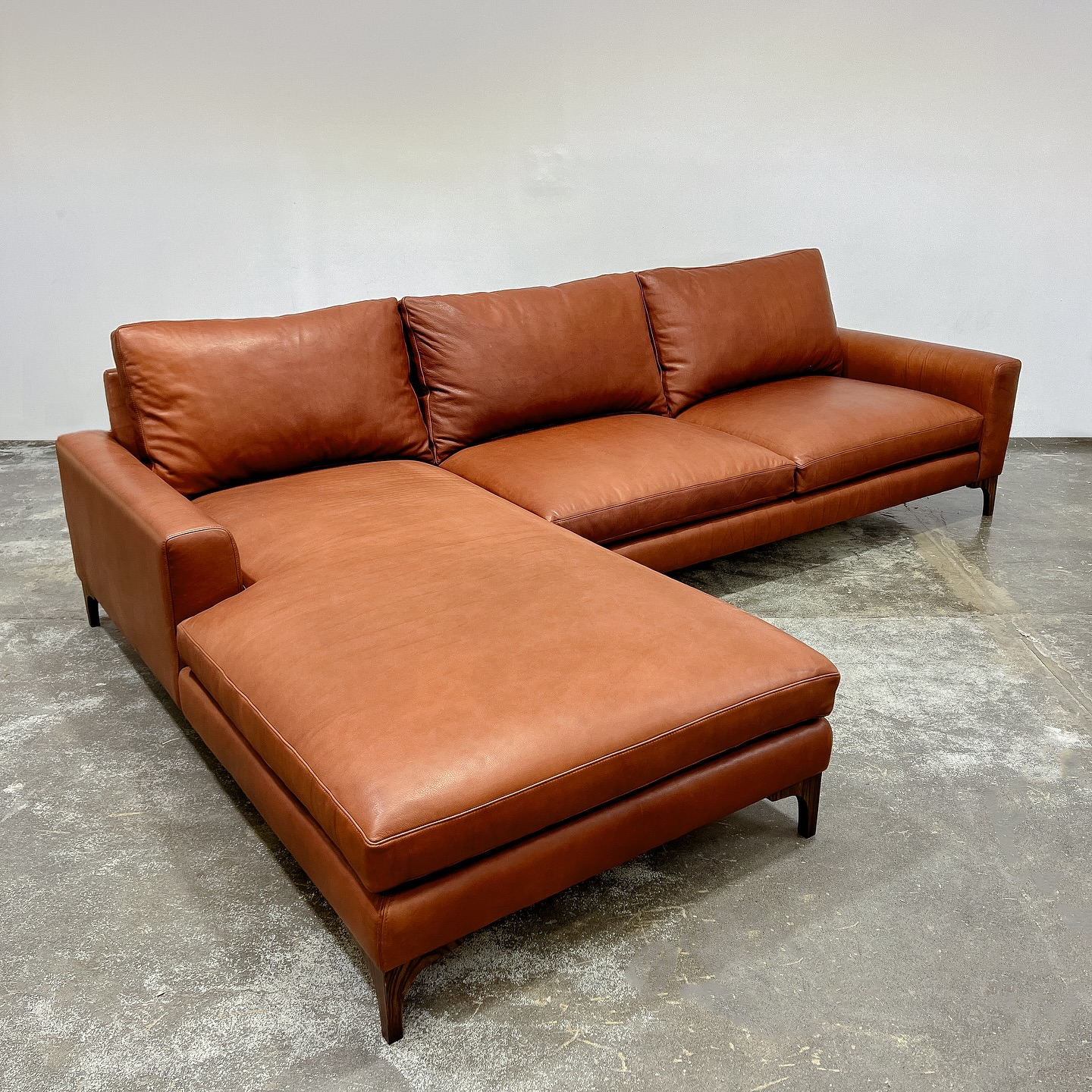 Crafted with care, designed for comfort. 🤎
At every step, we tailored this bespoke sectional and ensured our clients wellbeing. Finished in a luxurious, rich brown leather from Ecopell, this piece balances beauty, function, and wellness.
•
#ecobalanza #handmadefurniture #sustainablefurniture #ecofriendly #organic #oneofakind #handmade #chemicalfreehome #chemicalfree #climatechange #ecoconscious #sustainable #artisan #handcrafted #nontoxic #design #organicfurniture #custom #customfurniture #ecofriendlyproducts #nontoxicfurniture #artisanfurniture #nontoxicliving #sofa #chair #armchair