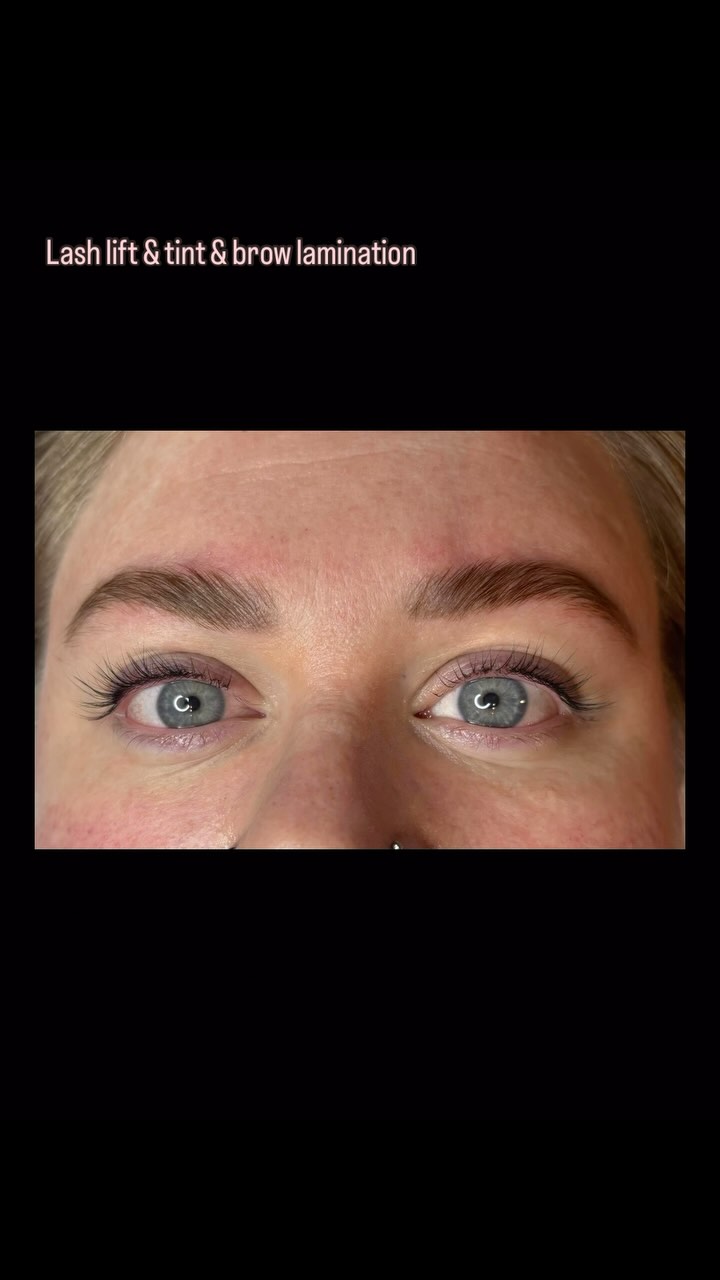 A lash lift & tint & brow lamination are the perfect low maintenance combo to add to your beauty routine 😘 #lashliftandtint #lashlift #eyebrows #browlamination #beautyroutine #beauty