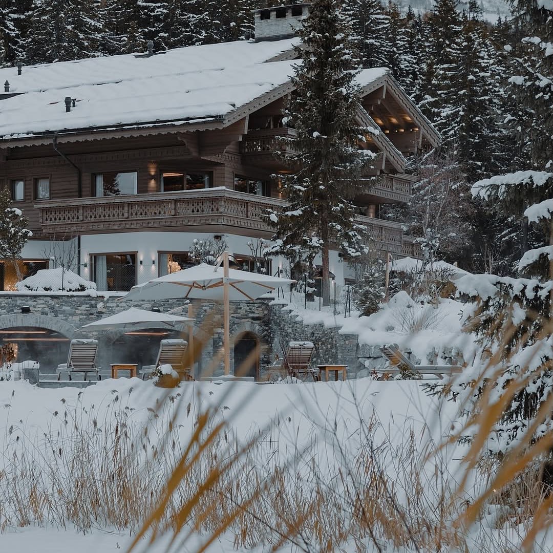 🌲
Ultima Crans-Montana: The Art of Luxurious Mountain Retreats
Two elegant adjoining chalets overlook a heated outdoor pool, with serene views stretching across the Plateau de Plan-Mayens. This private alpine retreat offers everything one could dream of: from a vast spa, comparable to the finest luxury hotels, to unparalleled privacy and impeccable service.
Immerse yourself in tranquil harmony, where majestic mountains transform into a sacred sanctuary for your soul, and refined luxury becomes its steadfast companion.
Ultima Crans-Montana is more than a getaway: it’s an invitation to experience true perfection, where every detail reflects impeccable taste and thoughtful care. With UNIQUELUXURY.TRAVEL, your stay will become the embodiment of a dream.
_________________________________
Image: @ultimacransmontana
#UltimaCransMontana #LuxuryRetreat #MountainEscape #AlpineLuxury #SwissChalets #LuxurySpa #MountainParadise #RefinedLuxury #ExclusiveGetaway #UNIQUELUXURYTRAVEL #TravelInStyle #LuxuryExperience #PrivateMountainEscape #UltimateRelaxation #LuxuryTravel #UnforgettableJourneys #LuxuryLifestyle #TailoredTravel #UNIQUELUXURYTRAVEL