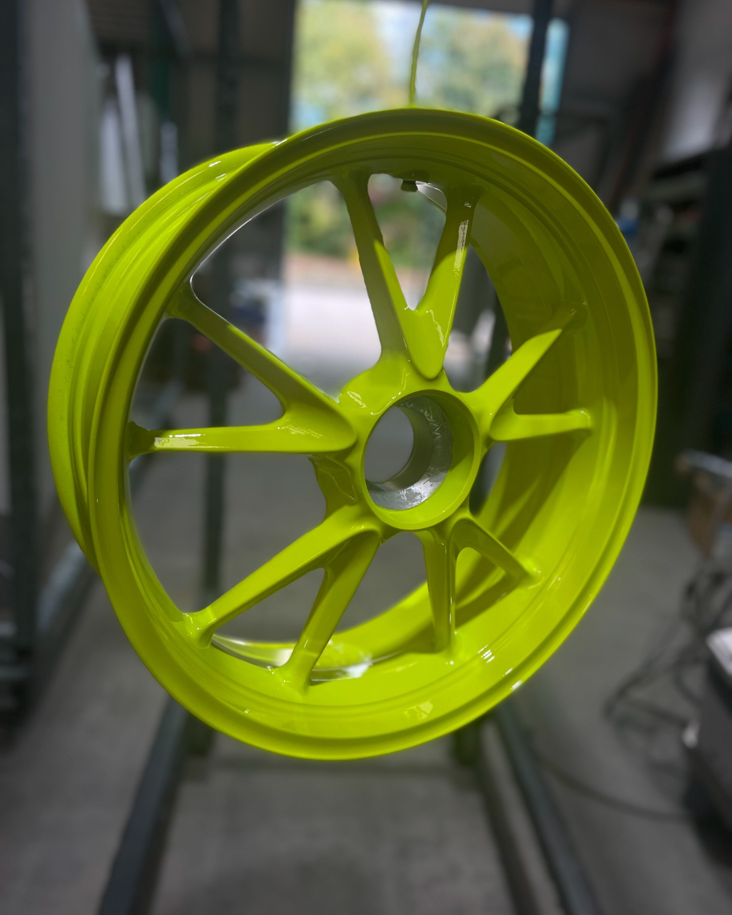 Firstly we’d like to say Happy New Year to all of our customers, the support this year has been great and we can’t wait to get stuck into all the projects we have lined up for 2025!
2024 was a colourful year for us and we’ve loved getting stuck into these unique colours and jobs!
1. Flow Yellow 🦺 They do recommend you always make sure you’re visible while riding motorbikes, why not make the bike just as bright! What a great colour! Reminds me a lot of the MT series bikes from Yamaha
2 + 3 Hot Pink Sparkle ✨ Restoring Cast Radiators is always super rewarding! And I think it is safe to say they certainly don’t make them like this anymore, what a beast! Due to the construction of these Radiators we always opt for a high quality 2 Pack Wet Paint, and well the results speak for themselves! Look at that shine
4 Pearl Green with High Gloss Lacquer 🚴 A lovely colour, changing with the light and the pearl really pops out in the sunlight! This looked amazing built back up with all the Fox Orange Components
5 A favourite of ours, Kawasaki Green! Super bright, very durable and a great finish, this will not only last for years, but will certainly be seen for years ☘️
Here’s to 2025 🥳
#powdercoating #cerakote #wetspraying #acpowdercoating