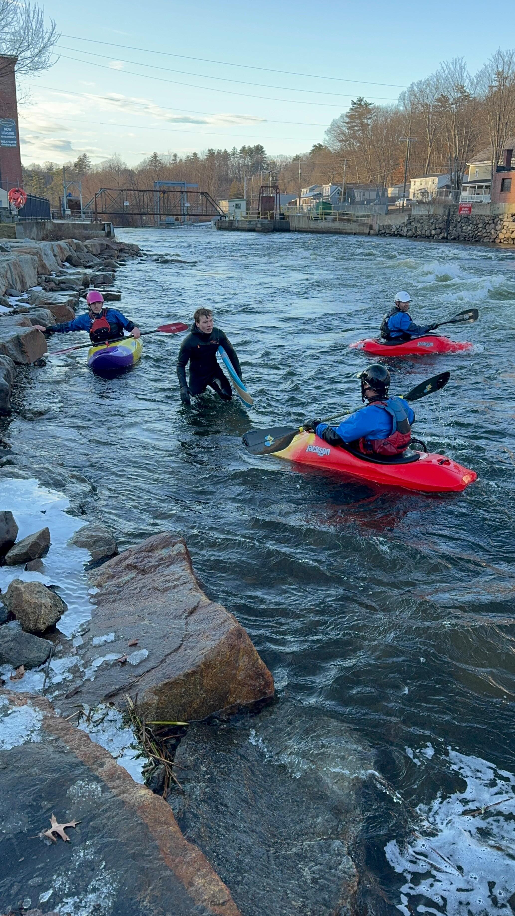 We are so ready for Franklin First Day and to welcome 2025! Today was a great warm up. We have the tent ready to go (don’t let the predicted rain stop you from having a good time), chilis are simmering for the cook off, the river is running, and we are stoked to make a splash on January 1st!! Come one, come all! The chili cook off kicks off at 10am and goes until 1pm. Polar plungers dive in at noon. Whitewater paddling will be happening all day! See you at Trestle View Park tomorrow!
#whitewater #whitewaterkayak #winnipesaukee #riversurf #newyear #newhampshire