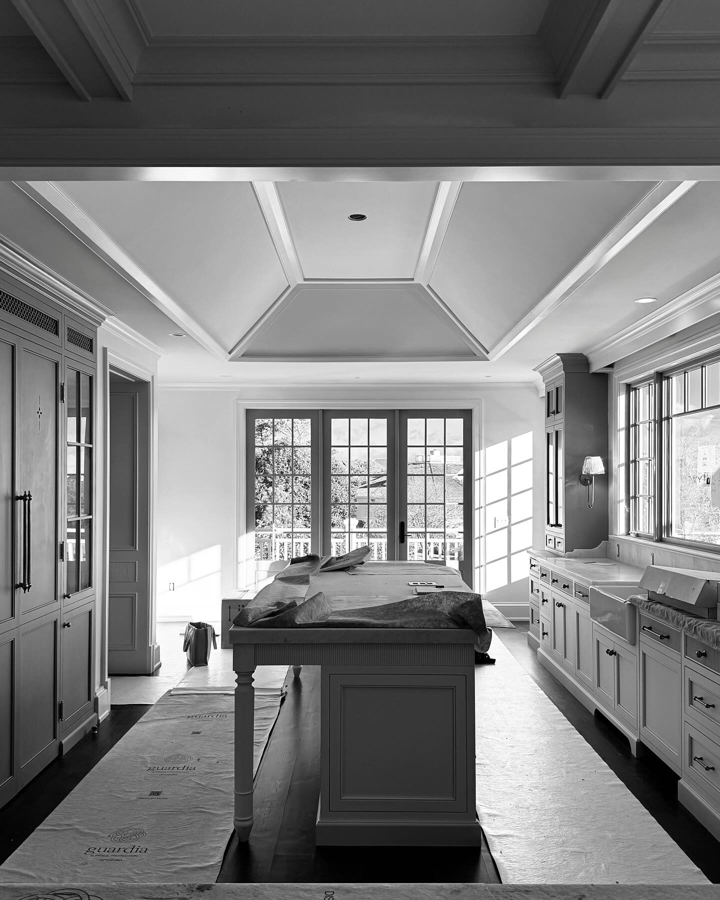 Some years feel meant for looking back, while others seem only to push me to look ahead. On the eve of 2025, it’s all ahead. It could be the amount of project wraps vs new beginnings (of which this year was more the latter), those in the decorating phase vs build execution (again, heavily the latter) or just where we are in life, but right now I’m feeling inspired and excited to bring to the finish line a handful of incredibly special projects that have been in the works long before this year…and to share them with you 🤍 Progress shots are wonderful, but who doesn’t love a full reveal? Here’s one room of what’s to come.
With the MOST amazing team by my side and a grateful heart for our trusting clients, 2025 is looking bright ✨ Happy New Year!
Cabinetry: @uniquekitchensandbaths