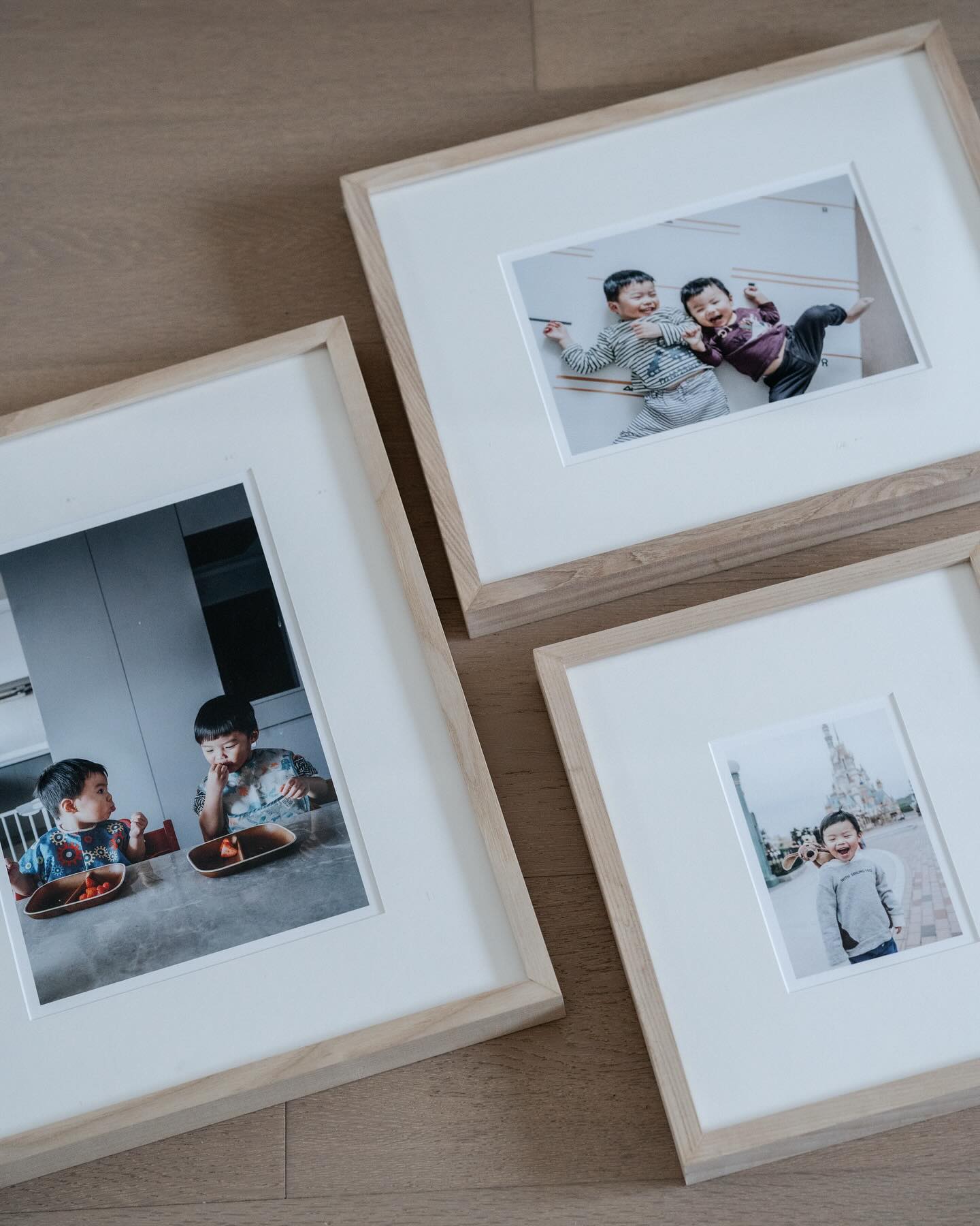 How often do you find yourself taking amazing photos on your phone, but only to have it buried in your ‘photos’ app and never seen again?
Alongside my 365 project, I will make physical prints available in 2025 to let us reflect on our most memorable moments with our loved ones. Beginning January 1, you can order ‘FRAMED PRINTS’ and ‘MOUNTED PRINTS’ through my Pic-Time store.
Don’t hesitate to message me if you’d like to discuss how to display these photos in your home or make it a gift for your family. ❣️🖼️