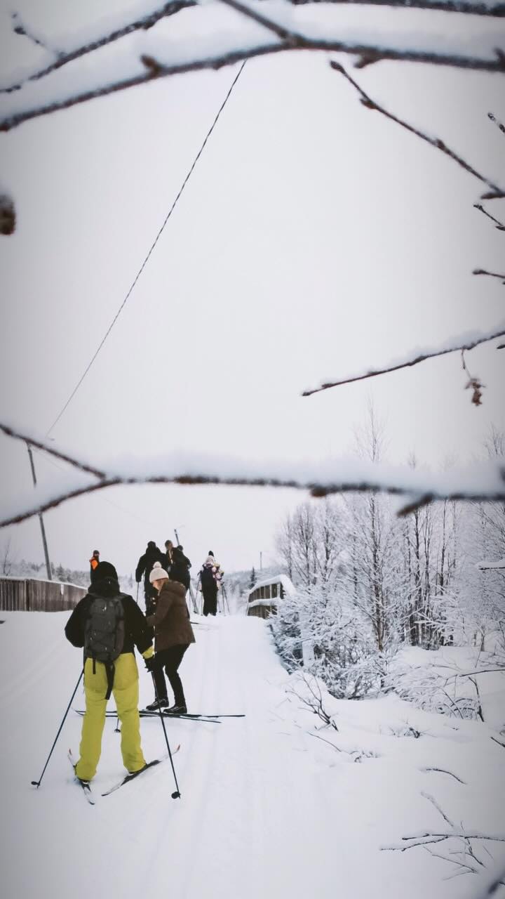 Miltä meidän vuosi 2024 on näyttänyt? ❄️🍀🌞🍁☃️
🇬🇧What has our year 2024 looked like? ❄️🍀🌞🍁☃️
#year2024 #sisuoutdoor #sisukkaastiseikkaillen #arcticactivitiesforeveryone #yllas #visityllas #lapland