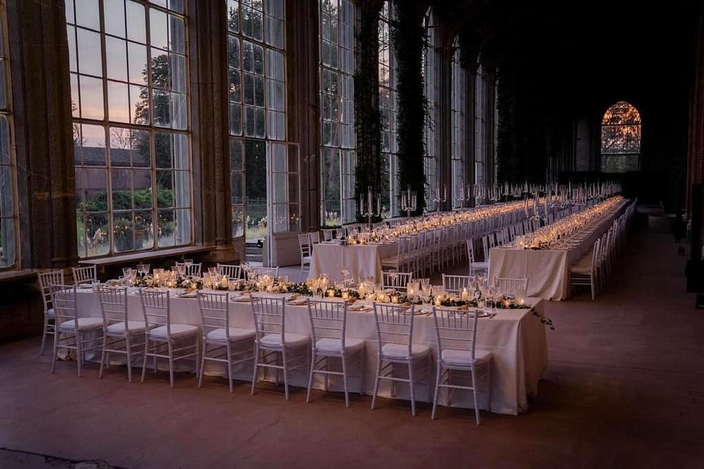 Cosa c’è di più romantico di un matrimonio alle Serre di Racconigi? ❤️
•
Wedding Planner @giorgiafornellicolettiwp
Catering @bontonpietrini
Flower @simmistudio
Light design @arteluce_wedding_light
Photo @federico.lomurno
•
#venturinocigliano #allestimenti #eventi #wedding #matrimonio #allestimenticreativi #weddingplanner #events #allestimentipersonalizzati #piemonte #allestimentomatrimonio #allestimentipersonalizzati #like4like #eventiprivati #noleggioarredi #torinoeventi #vercellieventi #piemonte #eventiaziendali #arredipereventi #festeprivate #followme #instamood #wedding2023 #instawedding #weddingplanner #photooftheday #picoftheday #instalike #instafollow