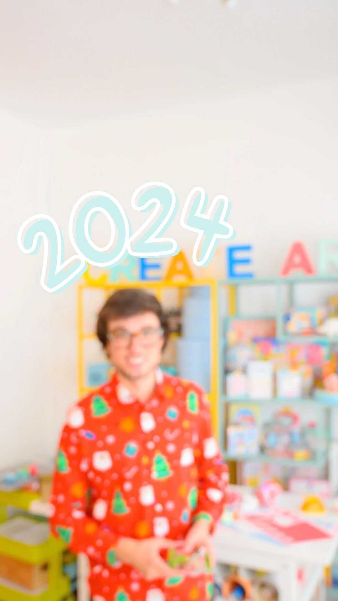 Este año ha estado lleno de proyectos y momentos inolvidables, y quiero dar las gracias de corazón a todas las marcas y personas que colaboraron conmigo y confiaron en mí para dar talleres o realizar proyectos conjuntamente. 🫶🏻✨🤩
🥹También, gracias a cada uno de vosotros, mis seguidores, por vuestro apoyo desde el minuto cero. ¡Espero seguir añadiendo creatividad a vuestro día a día en este nuevo año que comienza! ¡Por muchos más proyectos juntos! ✨🎨🖌️✂️💙💛🧡
#GraciasTotales #Recap2024 #Creatividad #Manualidades #Inspiración #Creatividad365 #GrandesColaboraciones #SeguimosCreando #JuntosSomosMás