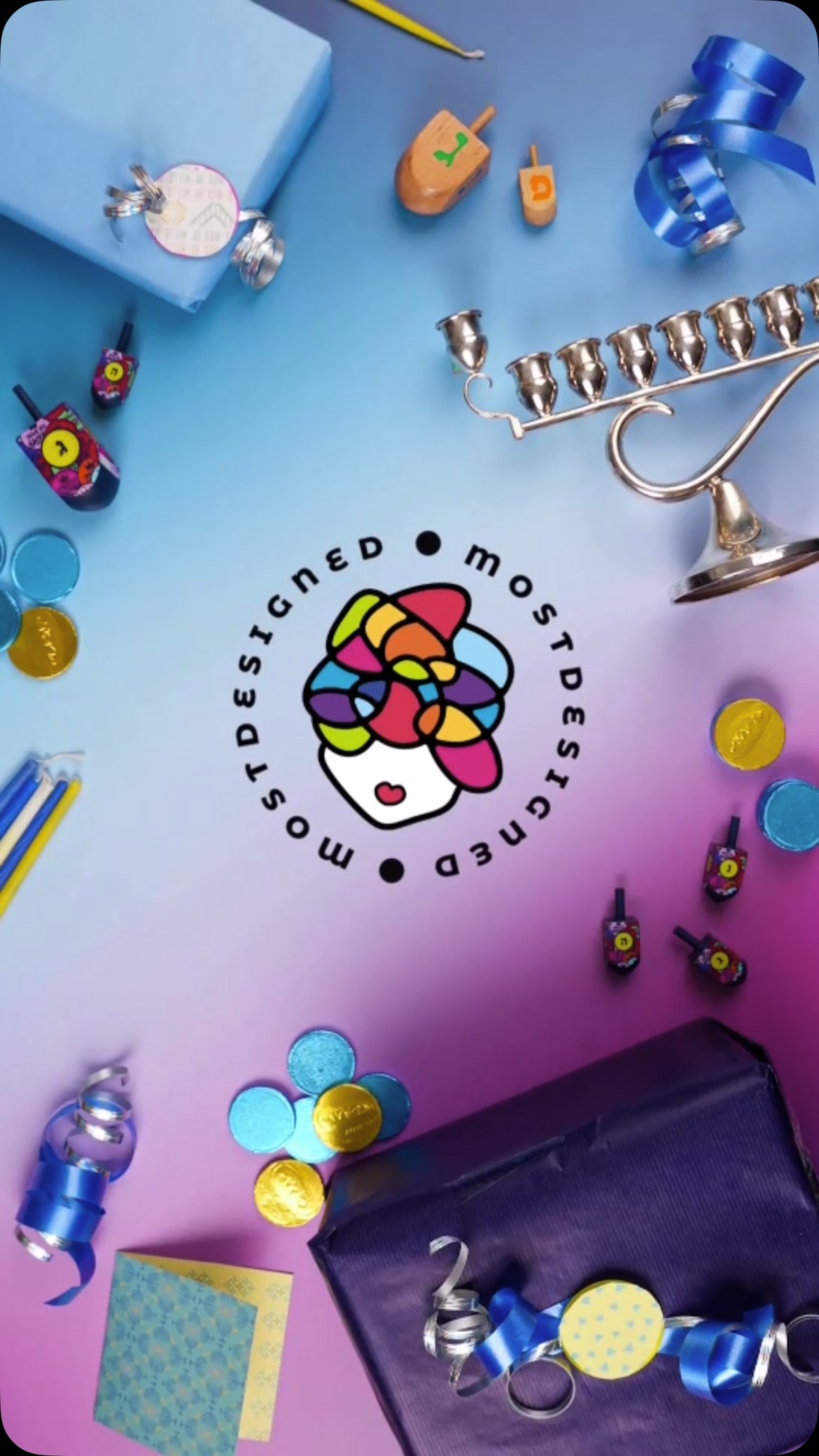 This glorious Chanukah 🕎
I wish for all of us
To warmly invite the tiny glimpses of light that are scattered throughout our mundane lives
The little moments of magic
That make the moments of darkness fade into the background
So that
In the end
All you’re left with
Is a neverending golden glow 🌟
Chag Sameach!!! 💛
Tell us now 👇
🍩What is your favorite Chanukah donut flavor???
A huge shoutout to @rosa_seidenwar for her stop motion magic!!!👏👏👏👏
#hannukah #hanukkah #chanukkah #happyholidays #goldenbrand #stopmotion #stopmotionvideo #brandingdesign #logodesigner