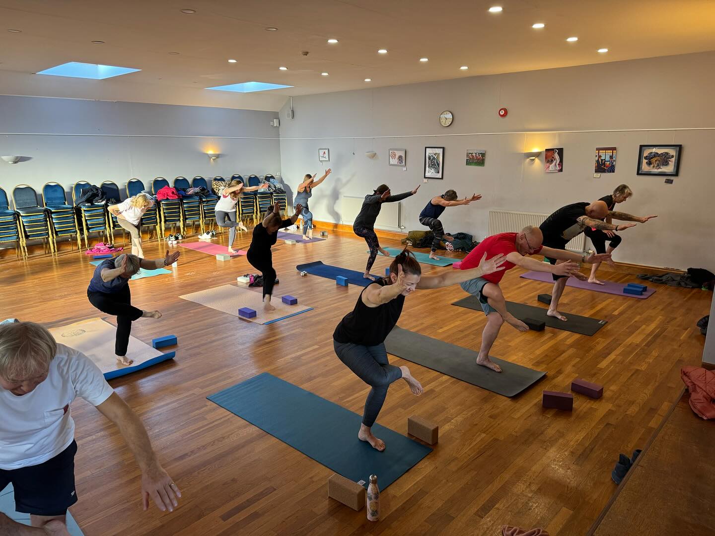 Working out the kinks and figuring out what day it is! Great turnout in class today; lovely to see you all. Classes officially start back from 6th January. Happy New Year. #bredon #bredonyoga #bredonvillagehall