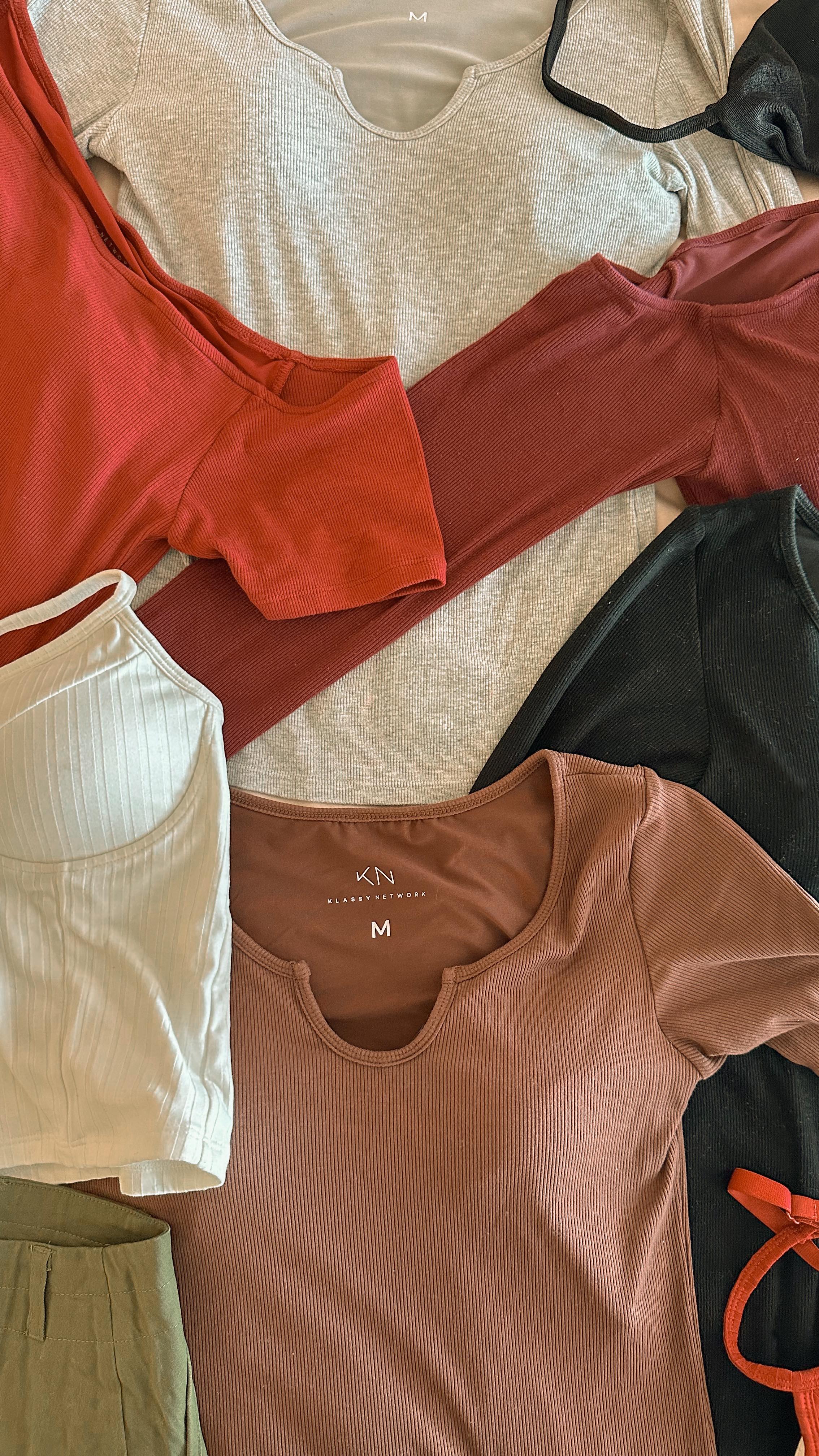 Finding @klassy and joining their ambassador program was one of the best things to come out of 2024.
Not only have I been able to wear and try new styles I never would have before, but the Klassy VIP community is absolutely phenomenal and unlike any other ambassador group I’ve ever been apart of.
You can shop all these styles and more with an additional 15% off through the link in my bio ❤️
#Klassy #KlassyVips #KlassyWrapped24 #Midsize #MidsizeFashion #2024Recap