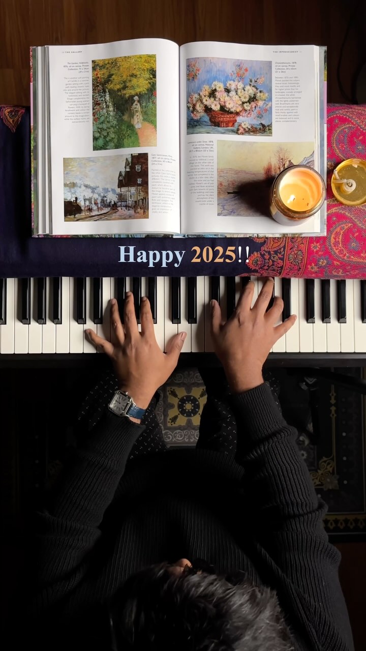 Happy 2025!! Starting the new year with Canon in D.
Cheers to new beginnings ✨🥂
#piano #darkacademia #classicalmusic