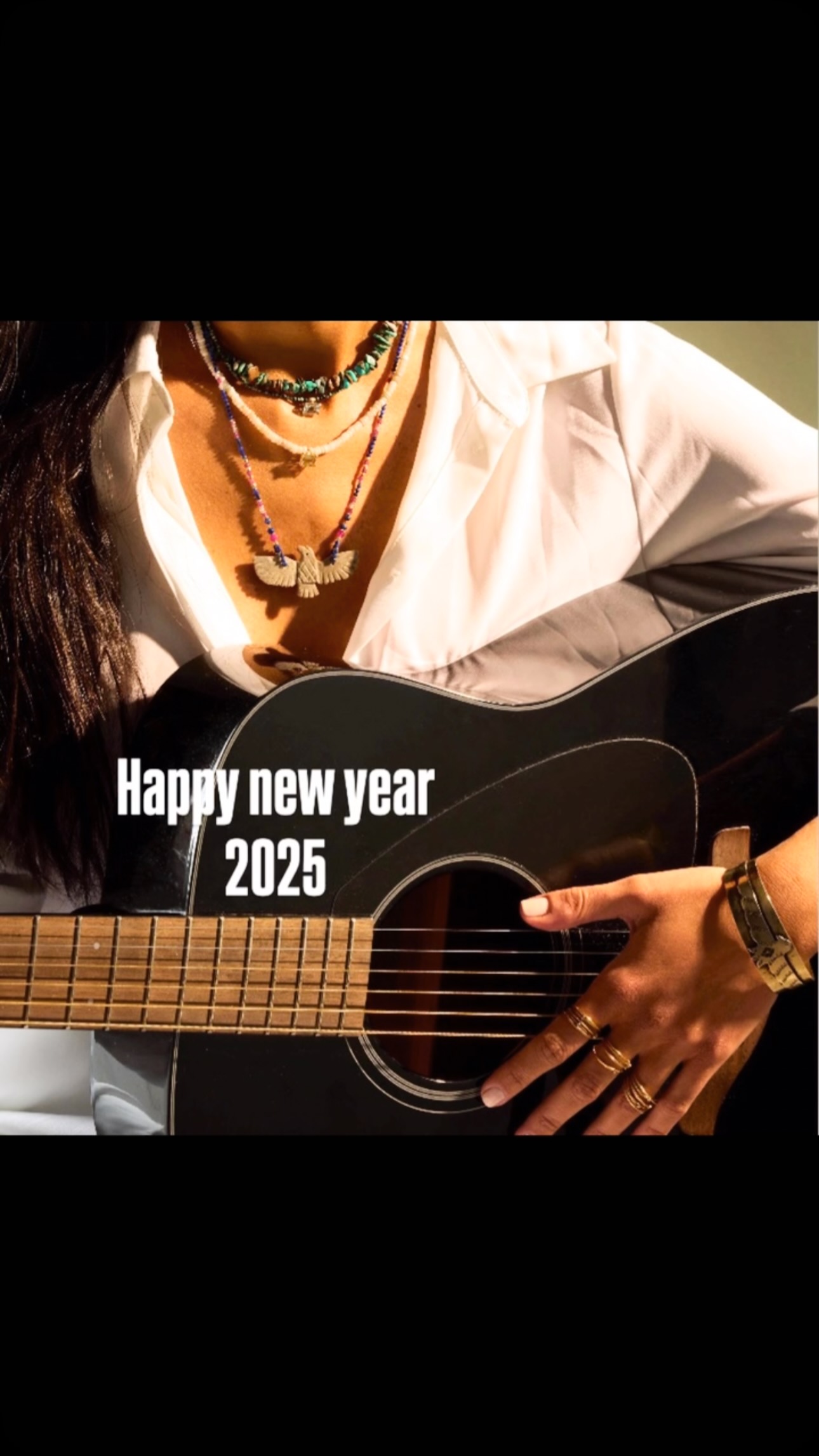 ✨Bye bye 2024!
Toute l’équipe de Schade Jewellery vous souhaite une merveilleuse année 2025 !
Que cette nouvelle année soit remplie de joie, de succès et d’éclat. Merci de nous accompagner dans cette belle aventure.
Rendez-vous dès ce samedi à 11h30 pour découvrir nos collections et nouveautés du week-end !