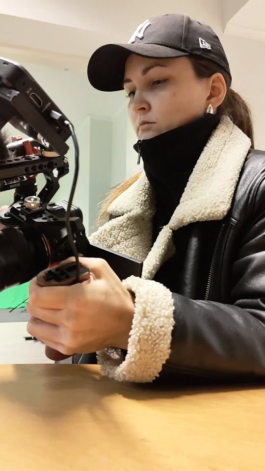 It's been a busy week, but now it's finally time to unwind and enjoy a well-deserved weekend off. Wishing everyone a fantastic weekend! 🙌