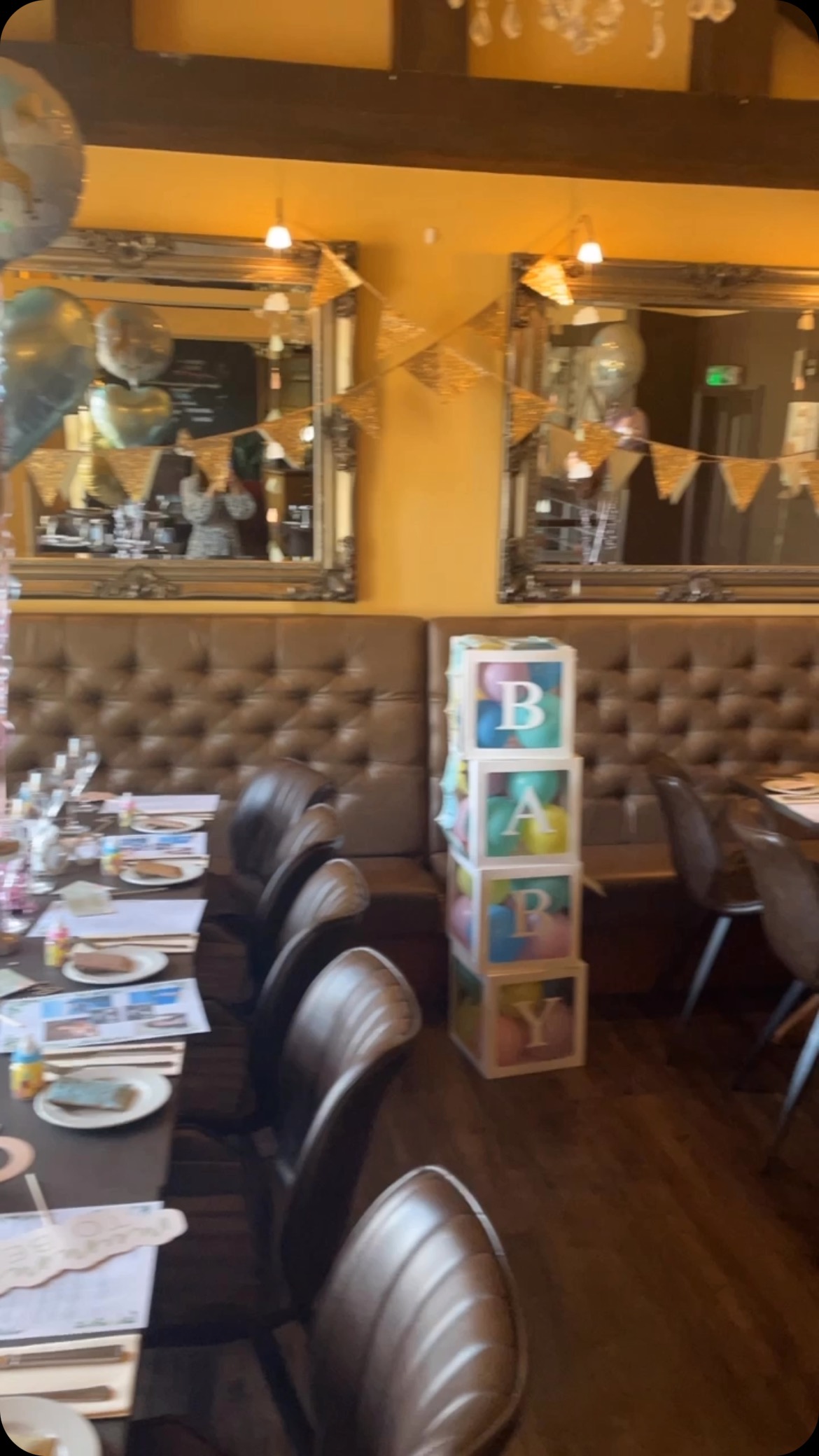 Celebrate at 107! 🎉🥂
From baby showers, christenings, weddings and birthdays! We do it all 🎁
Speak to a member of our team today to see what we can do for you to make your day extra special 🥳