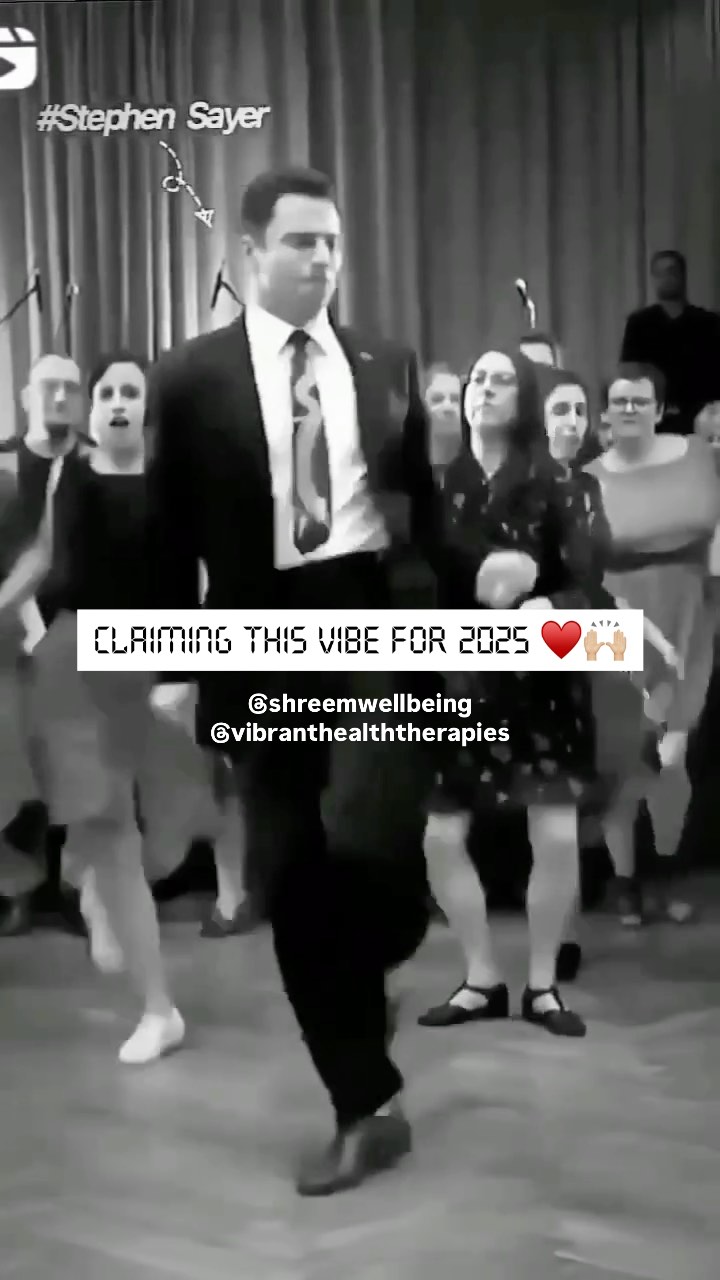 Wishing you all a very Happy New Year! 🌟
Love this! Claiming this vibe for 2025 ♥️🙌🏼
♥️ if you are claiming it too!
.
.
.
.
.
.
.
.
.
.
.
#happynewyear #happynewyear2025 #2025 #vibe #lovethis #january2025 #newyear2025 #thankyou2024 #hello2025 #newyearnewme #newyearnewyou #newyearnewgoals #newyearresolution #newyearresolutions #lovethis #shreemwellbeing
#vibranthealththerapies
#healing #cranio #craniosacraltherapy #craniosacral #efttapping #reiki #meditation #mindfulness #emotionalfreedom #emotionalfreedomtechnique #nlp #emotions #emotionalhealth #january