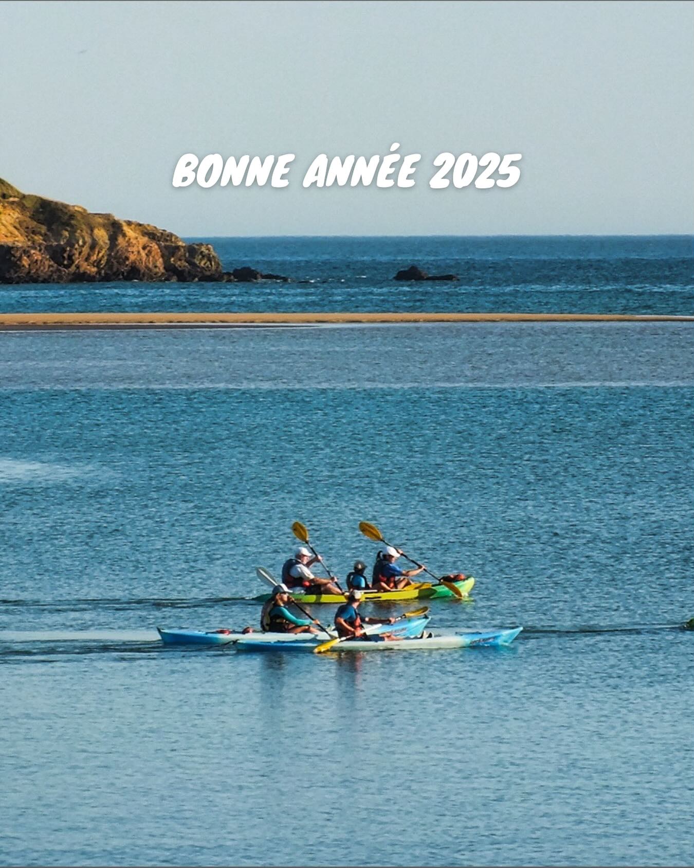🌊 L’équipe Paddle Aventure vous souhaite un océan de bonheur pour cette nouvelle année 2025 ! 🌟
Hâte de vous retrouver sur l’eau pour partager ensemble de nouvelles aventures !✨🚣♀️
Bonne année à tous 🎉
#paddleaventure #veillon #talmontsainthilaire #kayak #happynewyear #pointedupayré