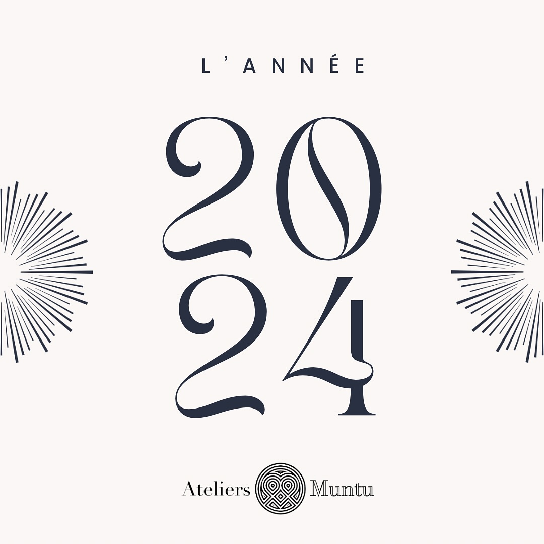 Après des vacances de fin d’année bien méritées et avant de repartir pour une année 2025 qui s’annonce aussi riche que l’année dernière, les Ateliers Muntu souhaitaient tourner la page de leur première année d’existence en chiffres.
430 personnes et autant d’histoires de vie, de murs transformés en ponts et de sourires qui ont pavé l’année 2024 d’espérance et de paix pour ouvrir la voie à un monde debout.
Merci pour ça, pour tout.
L’équipe Muntu
www.muntu.ch