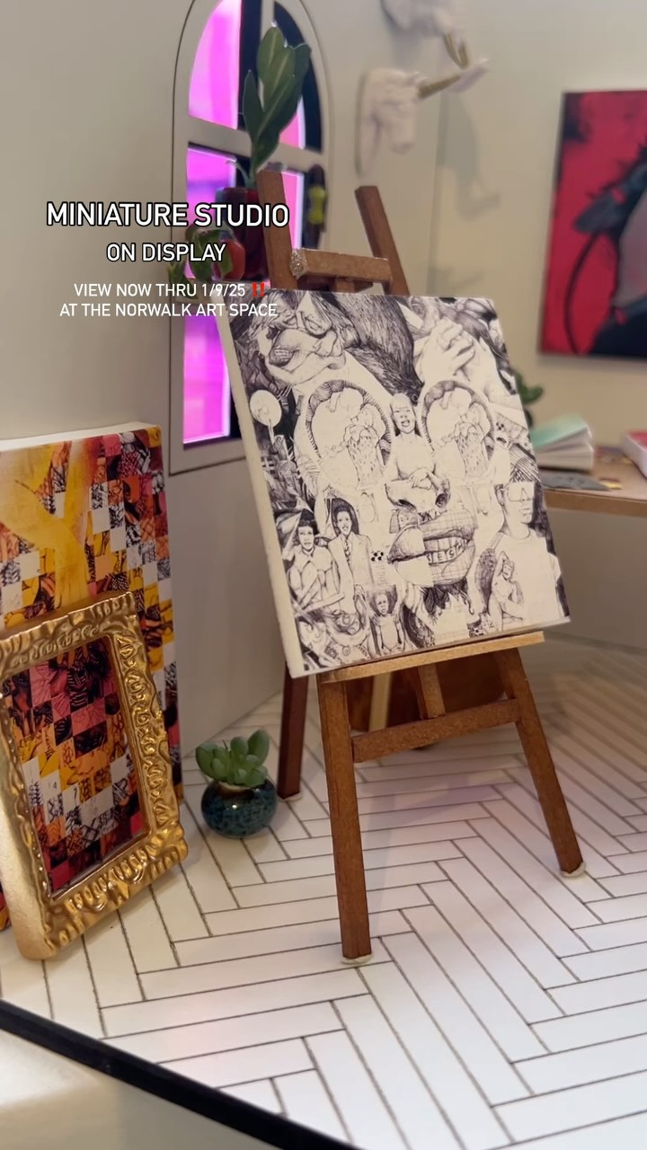 Miniature Studio 162 on display now through January 9th at the Norwalk Art Space!
Peek inside my creative dollhouse inspired studio in this 1:12 miniature. THEN see the work life size on display 🪄✨
Work on display with amazing artists @hollydanger and @bkaspr
Find the book which inspired a work of art, coffee from @norwalk_art_space_cafe and even scraps of artist paper.
#miniature #dollhouse #dollhouseminiature #112scale #small #tiny #teenytiny #teeny #miniart #laurenclayton #miniatureartist