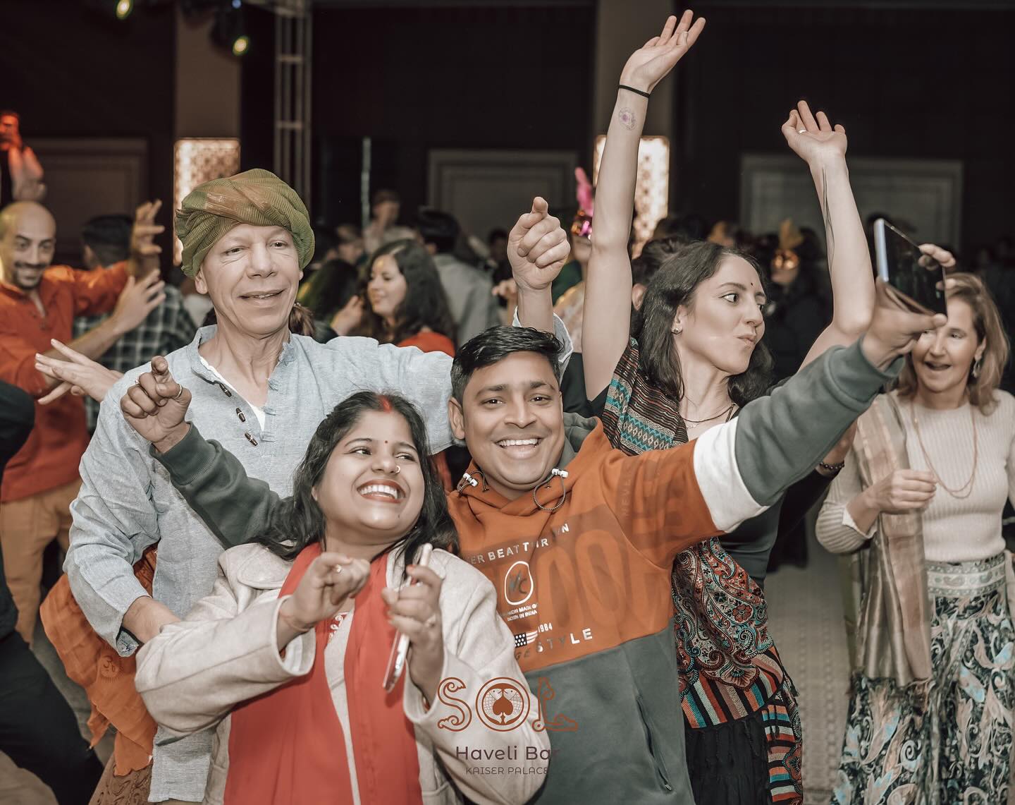 Bringing in the New Year with Friends and Family
Surya Kaiser Palace
Reservation 9453332566 / 6307338624
#canton #cantonroyal #cantonroyale #varanasirestaurant #hotelsurya #suryakaiserpalace #igreach #explore #feed #igtrends