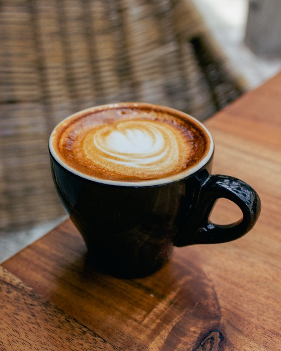 Creamy, dreamy, and oh-so-steamy. ☕
#GreenhausCoffee #GreenhausMoments