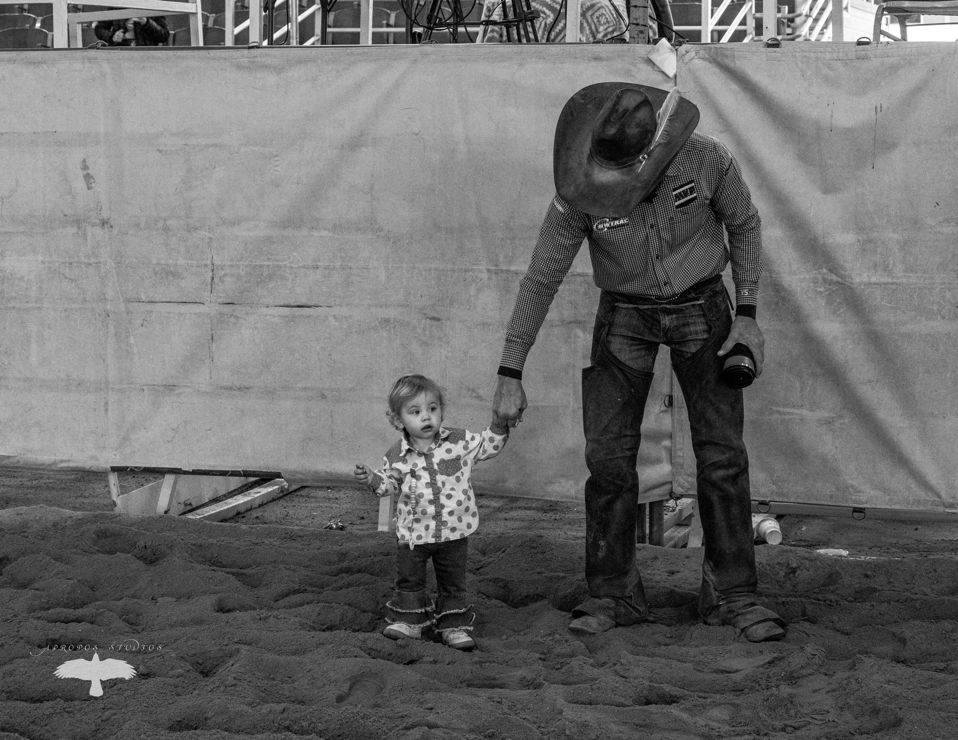 Saturday was chock full of wonderful moments. This one steals the heart though.
#candids #cowboy #equine