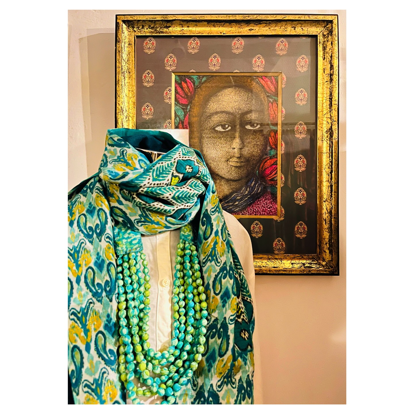 Discover the perfect pairing with our thoughtfully curated tohfa gift set: a silk and wool stole and handmade beaded necklace designed from upcycled materials from our studio.
With this set, we’ve done the work for you—carefully selecting a stole and necklace that pair beautifully, so your gift is as effortless as it is meaningful. Ideal for celebrating any occasion, this set makes gifting simple yet extraordinary.
.
.
.
#gift #emerald #slow fashion #shopslow # supportsmallbusiness #accessories #silkstole #stole #zerowaste # necklace