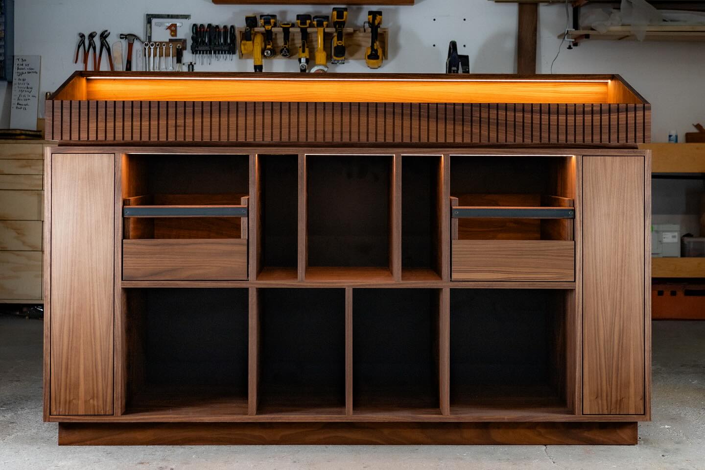 A stunning behind the scenes look at @studioboothy latest build for a customer in Paris 🇫🇷. Have you thought about getting a custom made booth? If so make sure to follow @studioboothy for more designs ! 👏
___________________________
👉🏼 Follow @doyouspin for more
👉🏼 Follow @doyouspin for more
👉🏼 Follow @doyouspin for more
DM for submission & Email for promotion 📩
#rotarymixer #technics #djsetup #vinyldj #rominimal #classicdj #classicmixer #boutiqemixer #hifi #audiophile #hifidj #djlife #vinyljunkie #vinyladdict #technics1210 #sl1200 #doyouspin #djdesk #djbooth #listeningbar #recordstore #vinylonly #djculture