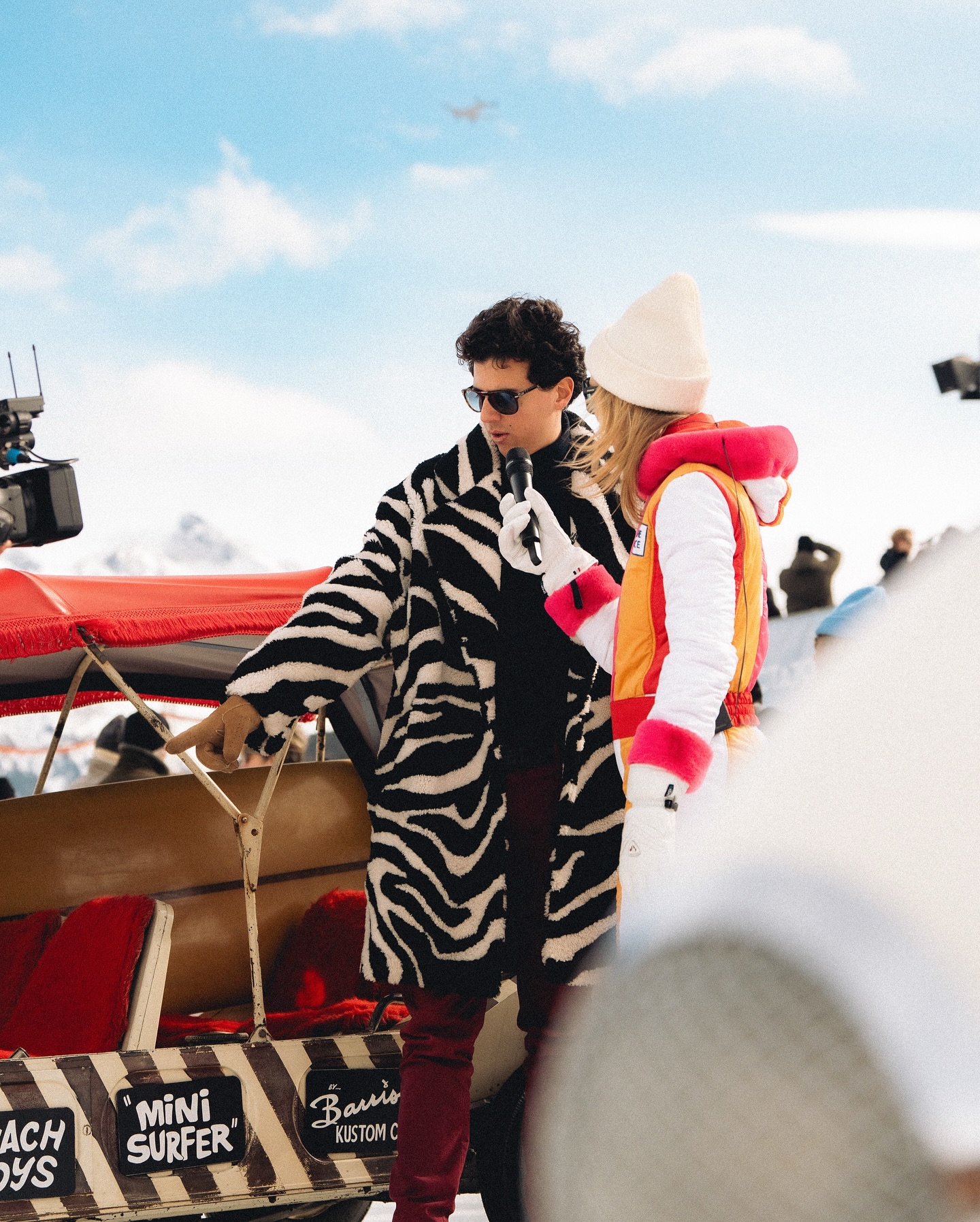 More Champagne and Cars than Cars and Coffee. 🥂
Frames from @theicestmoritz as the sun sets on another fabulous weekend on ice.
#stmoritz #theicestmoritz #carsandcoffee #thegentlemanracer