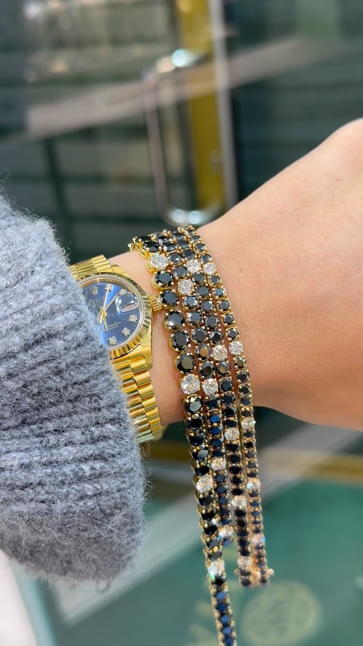 NEW ⚫️⚫️ Men tennis bracelet with white & black diamonds
#tennisarmband #solitaireantwerpen #herenjuwelen #solitaireantwerp #shoppingantwerp