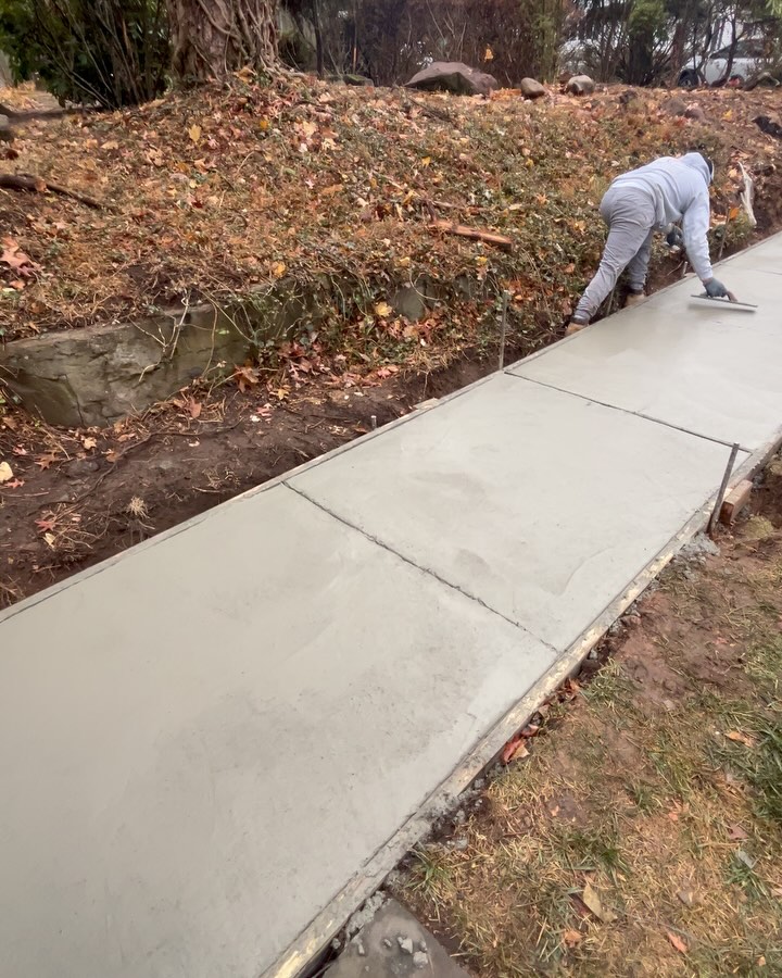 Concrete season is approaching soon! Make sure you sign up to replace your sidewalk or comply with now a days town codes!
Contact us for a free estimate on sidewalks, walkways, steps, driveways or any concrete work!
#concrete #concreteconstruction #hardscape #hardscapenj #hardscapingdesign #landscape #landscaping #landscapedesign #bergencounty #closternj #refinedlandscapeanddesign
