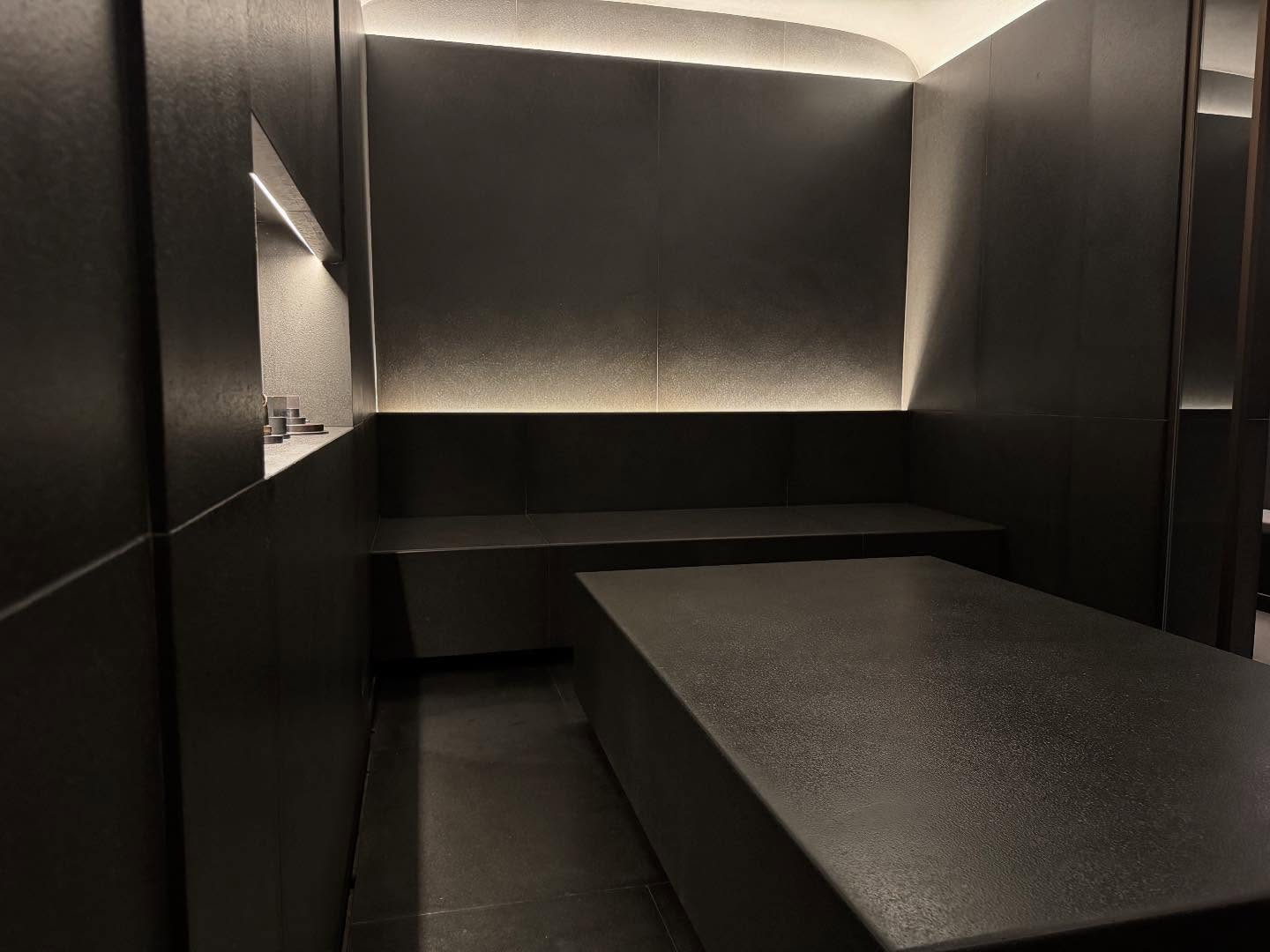 Sauna und Hammam in einer Villa bei St. Moritz. Vielen Dank für den tollen Auftrag und die sehr sympathische Bauherrschaft.